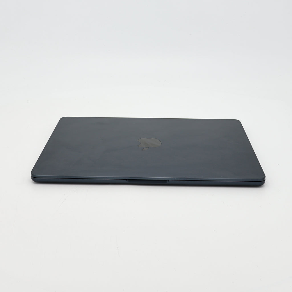 95新 Apple MacBook Air 24年 13寸 M3（8+8核） 8G RAM 256G SSD 午夜色