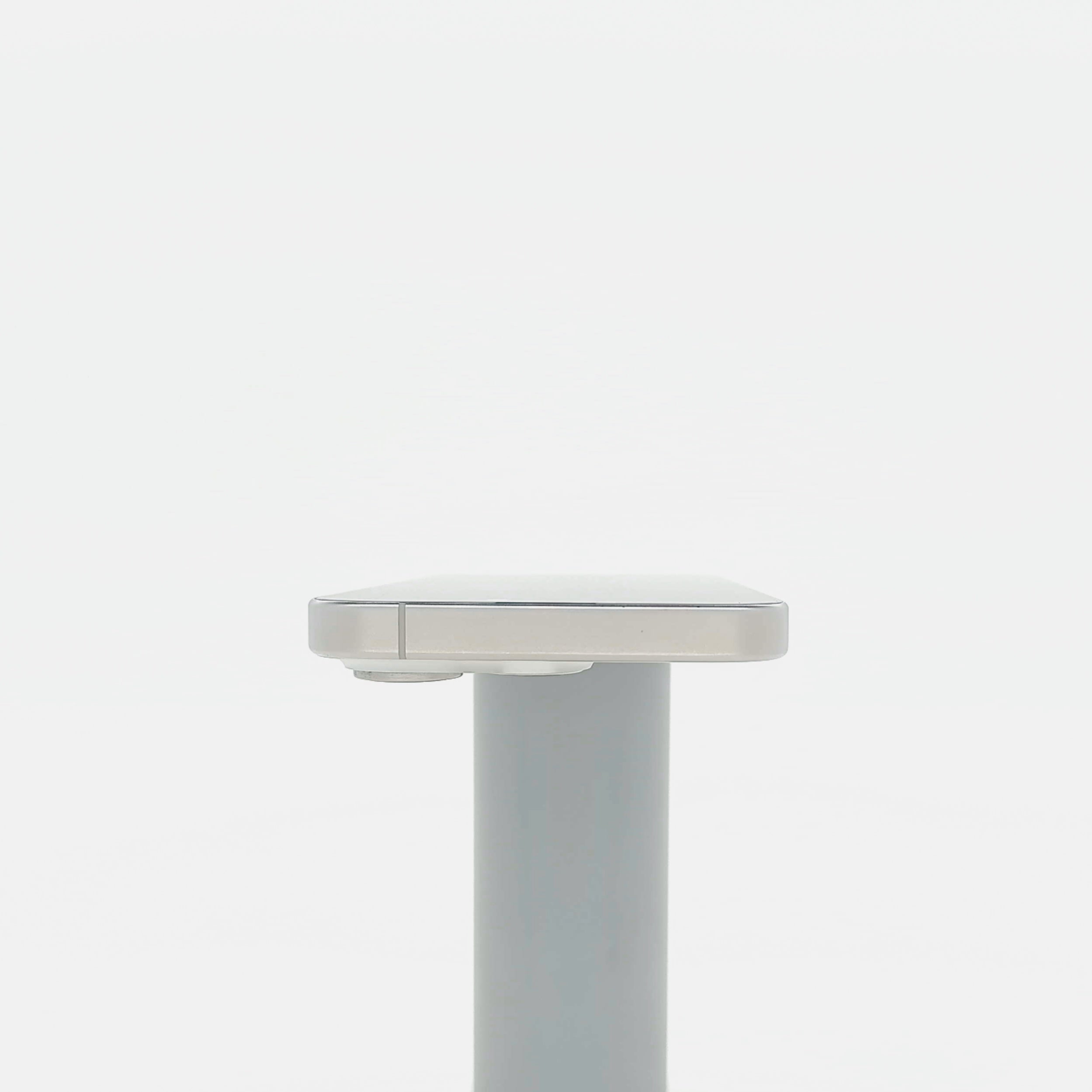 95新 Apple iPhone 15 Pro 128G 白色鈦金屬 中國大陸版