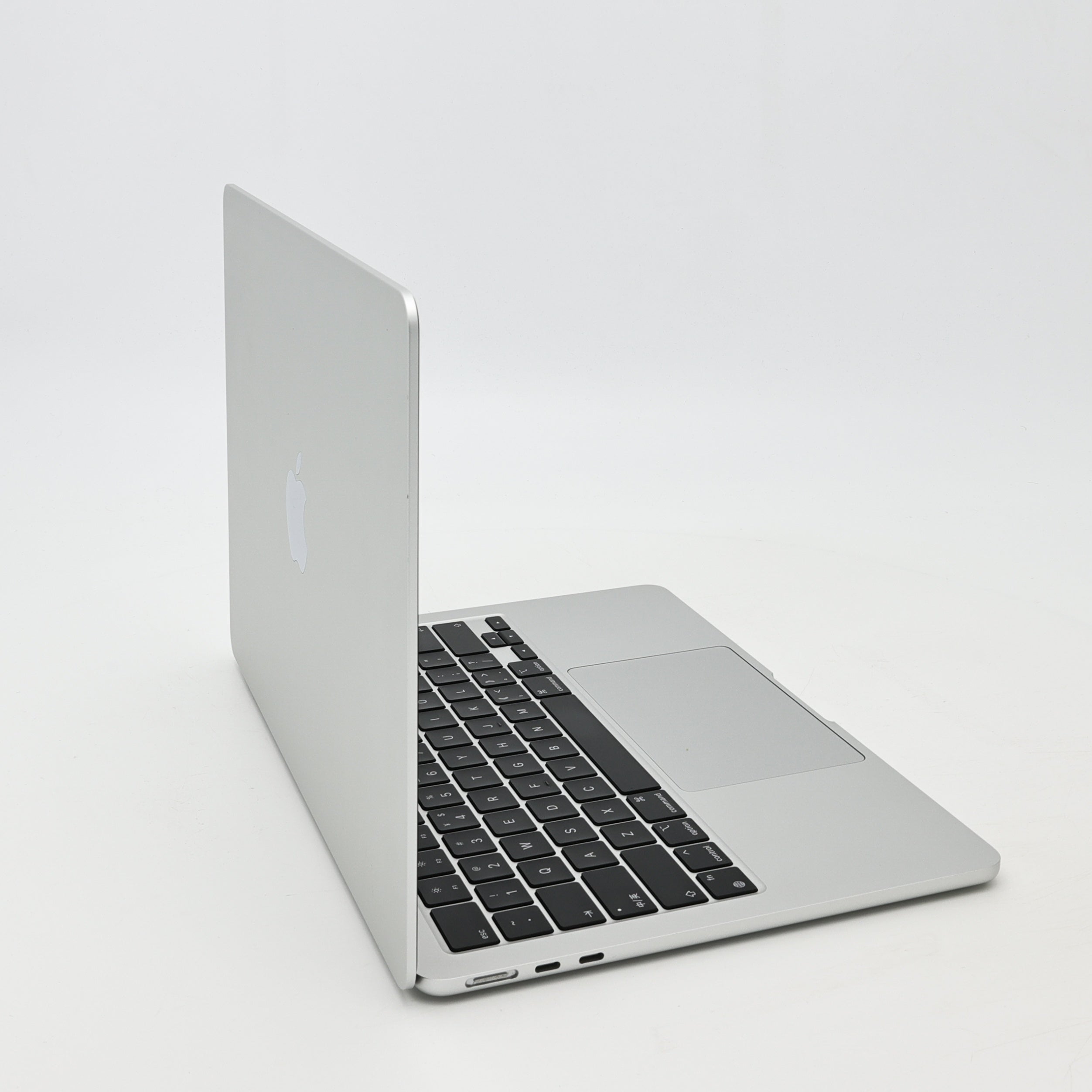 95新 Apple MacBook Air 24年 13寸 M3（8+8核） 8G RAM 256G SSD 銀色
