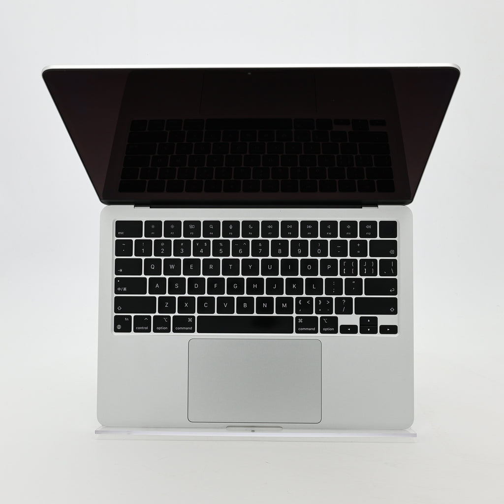 95新 Apple MacBook Air 24年 13寸 M3（8+8核） 8G RAM 256G SSD 銀色