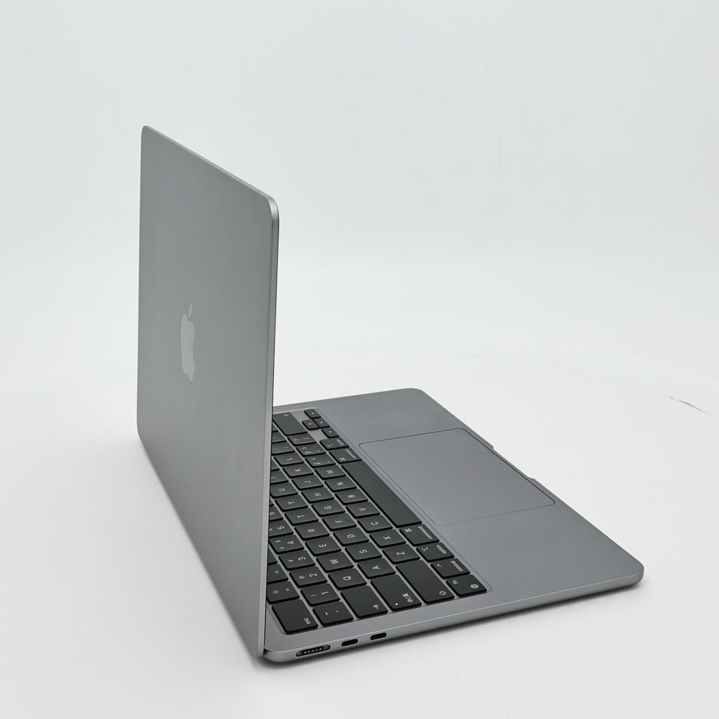 95新 Apple MacBook Air 24年 13寸 M3（8+8核） 8G RAM 256G SSD 深空灰色
