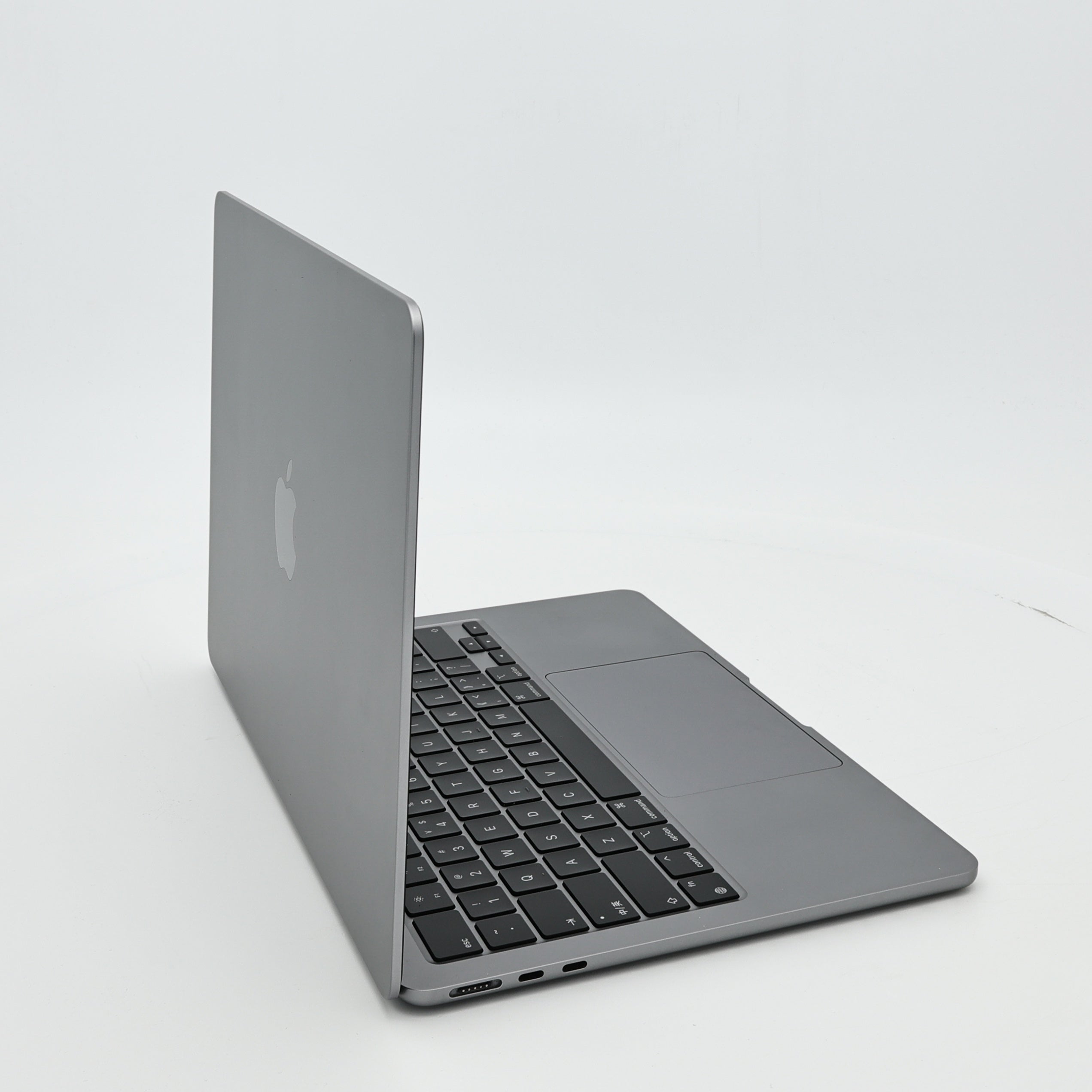 95新 Apple MacBook Air 24年 13寸 M3（8+8核） 8G RAM 256G SSD 深空灰色
