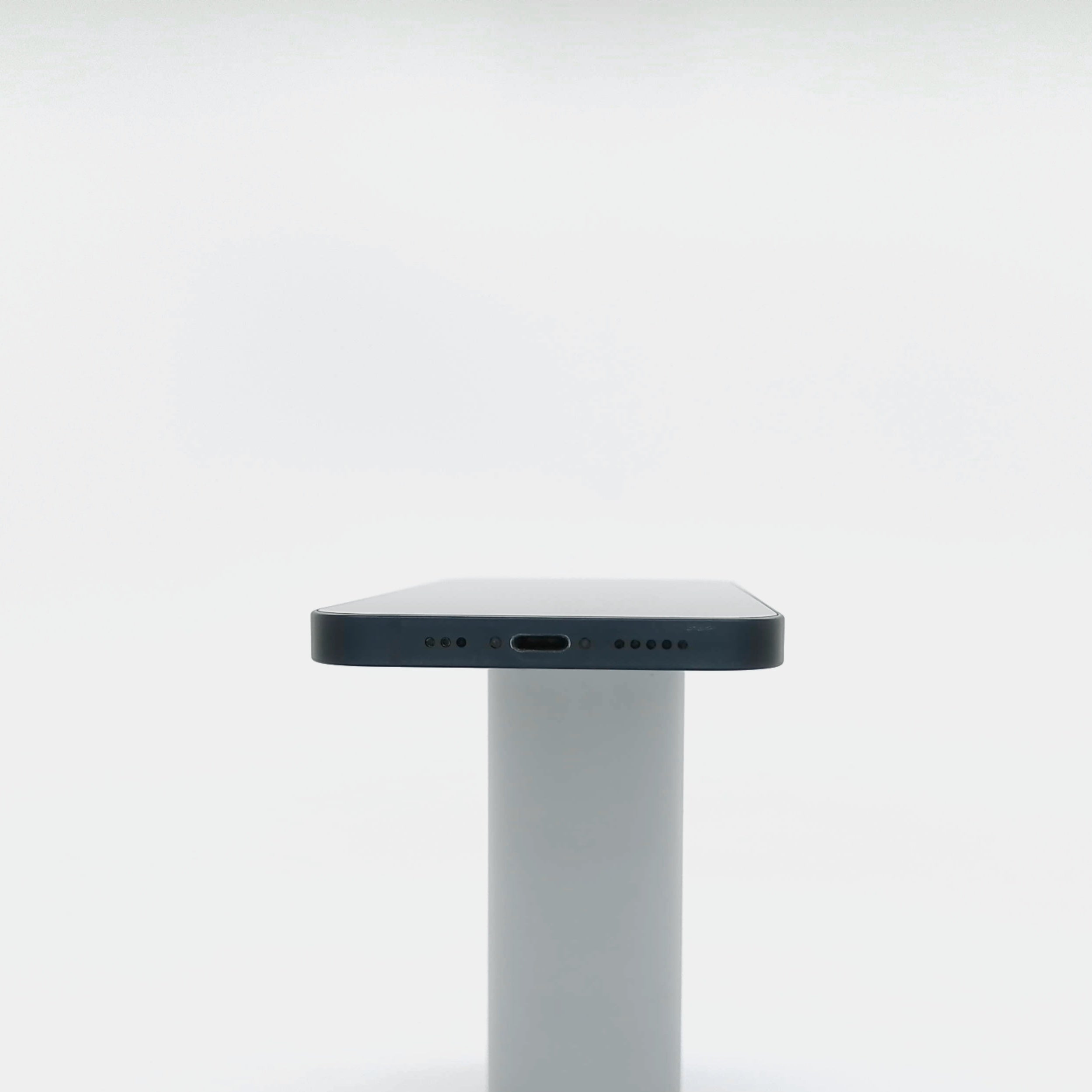 95新 Apple iPhone 13 256G 午夜色 中國大陸版