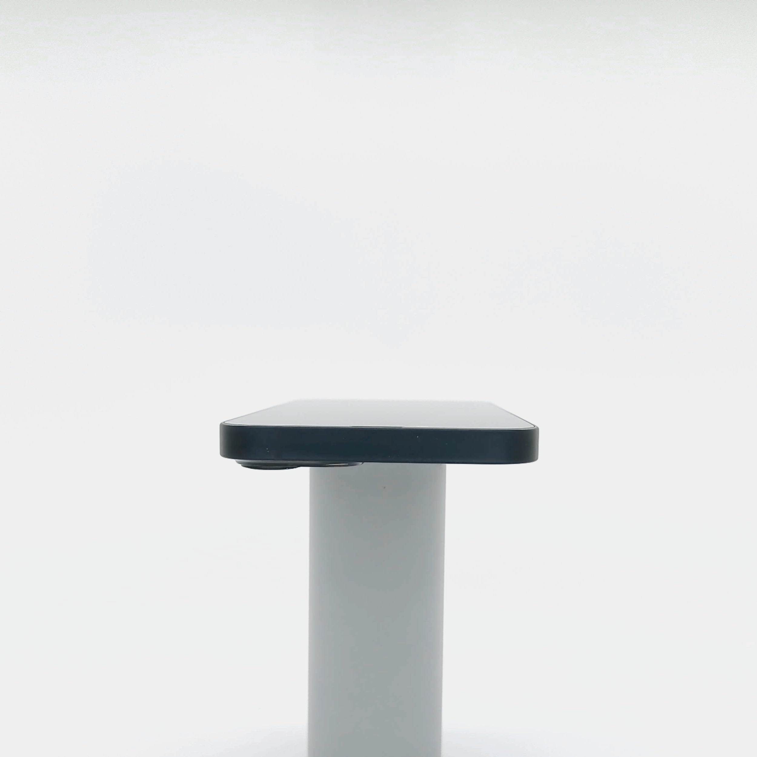 95新 Apple iPhone 13 256G 午夜色 中國大陸版