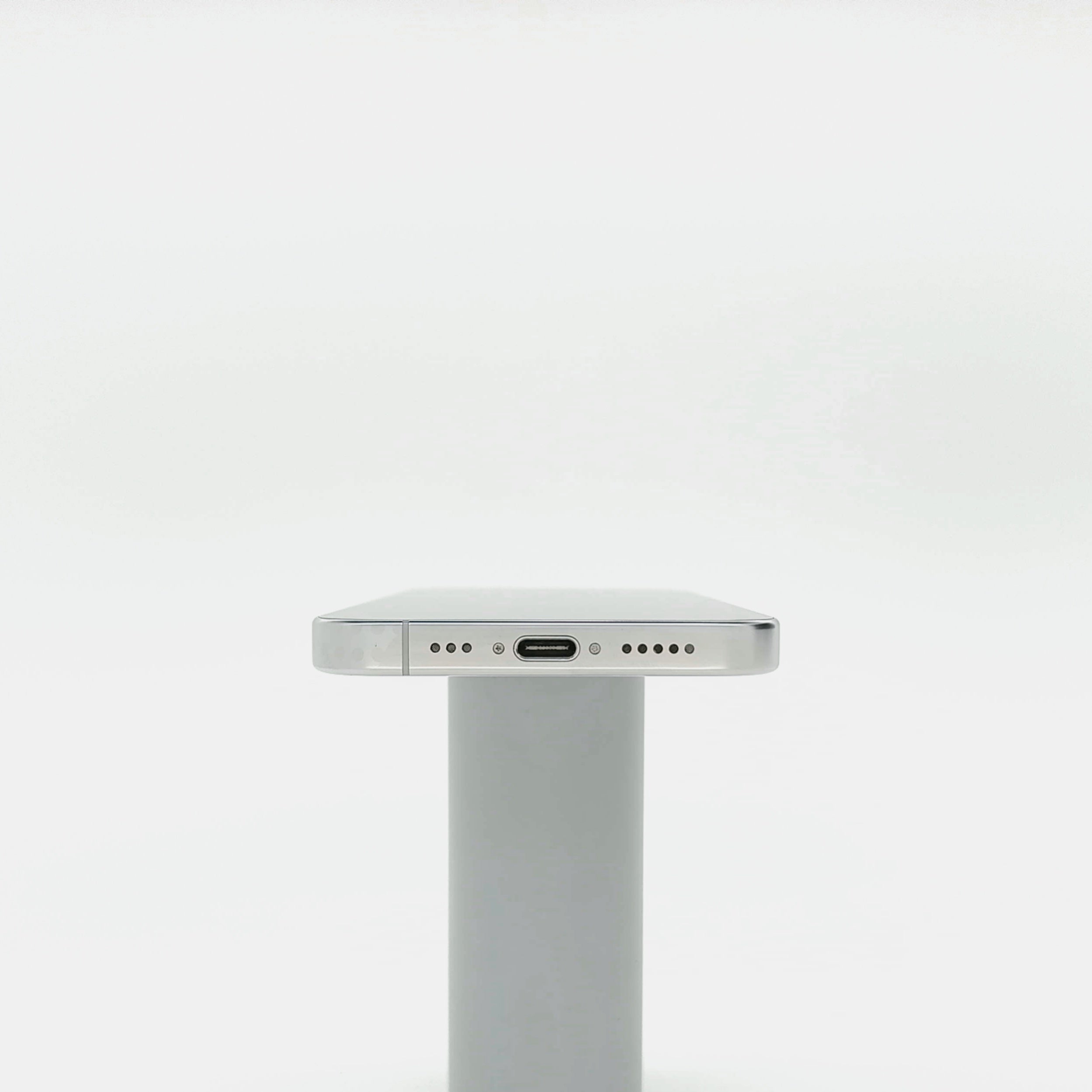 95新 Apple iPhone 16 Pro 128G 白色鈦金屬 中國大陸版