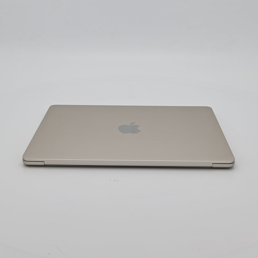 95新 Apple MacBook Air 24年 13寸 M3（8+8核） 8G RAM 256G SSD 星光色