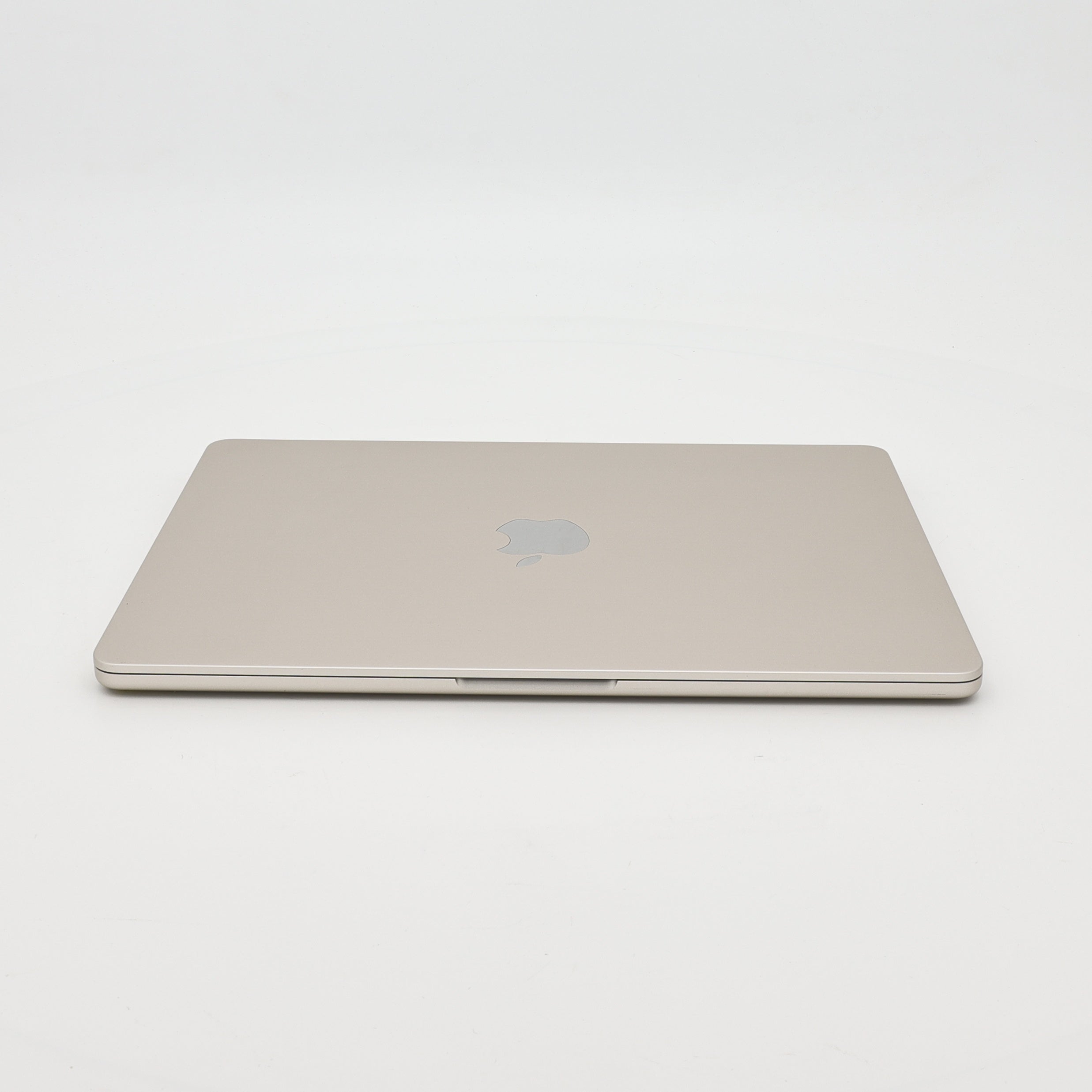 95新 Apple MacBook Air 24年 13寸 M3（8+8核） 8G RAM 256G SSD 星光色