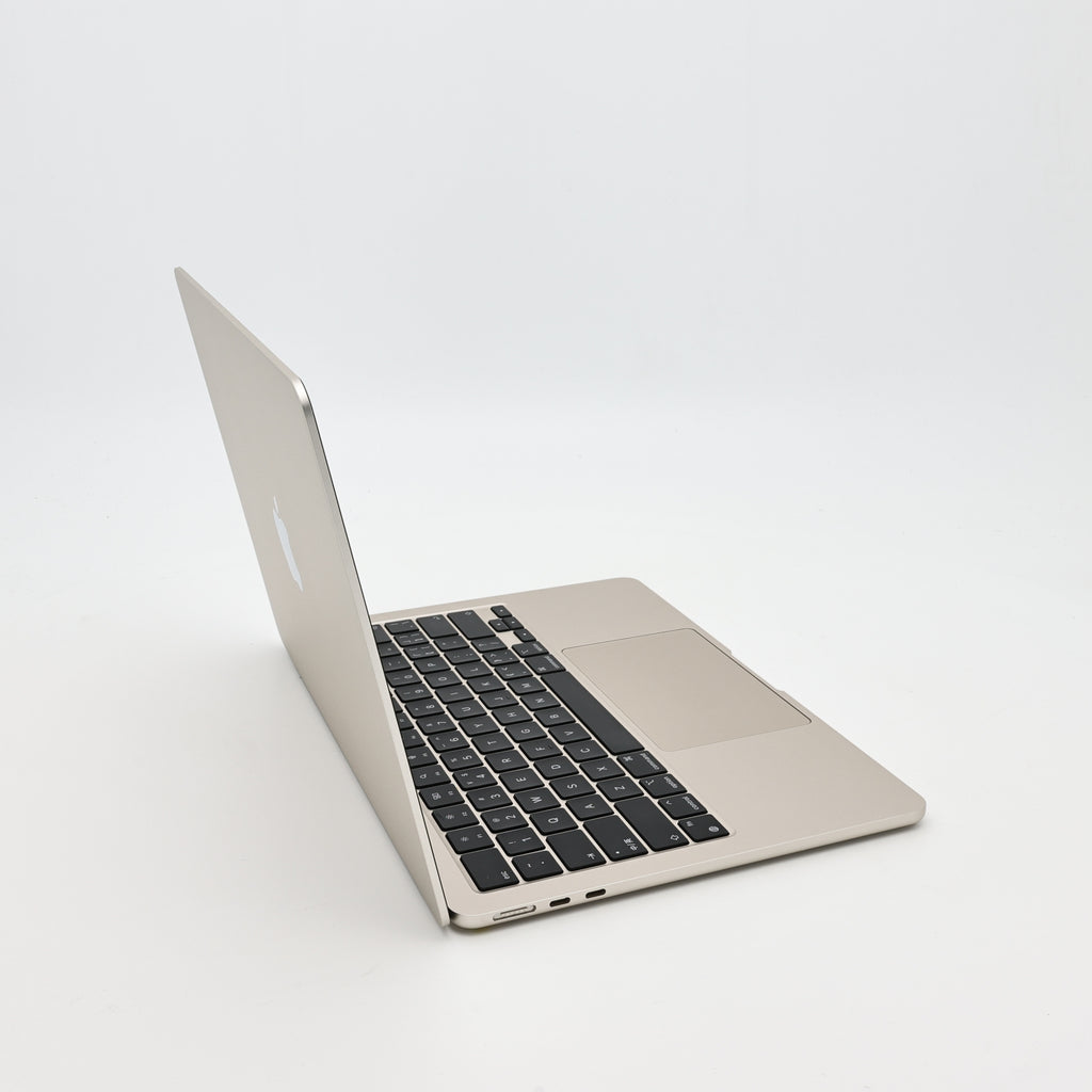 99新 Apple MacBook Air 22年 13寸 M2（8+8核） 16G RAM 256G SSD 星光色