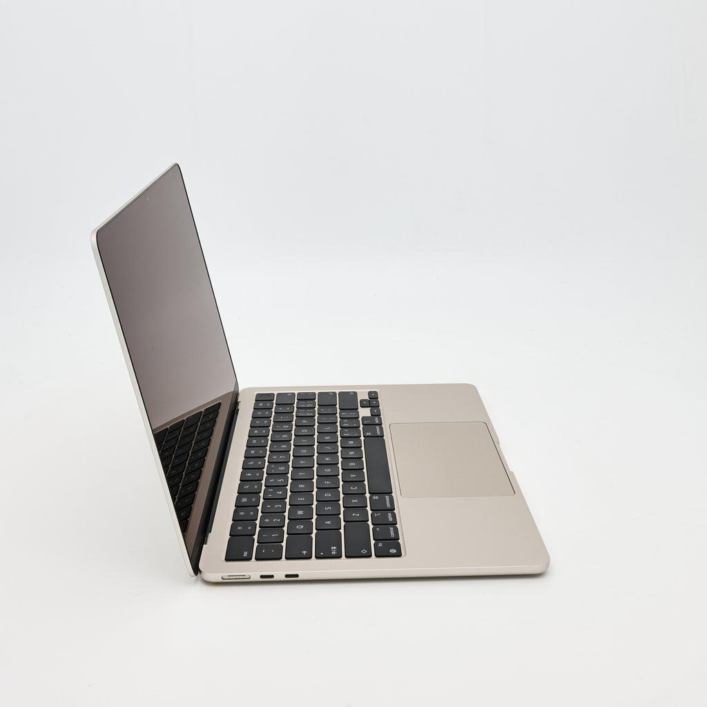 99新 Apple MacBook Air 22年 13寸 M2（8+8核） 16G RAM 256G SSD 星光色