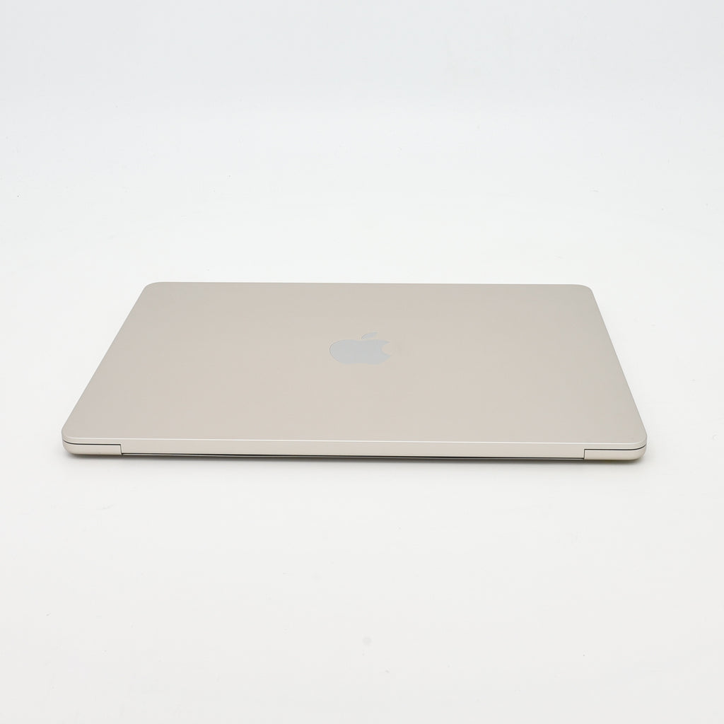 99新 Apple MacBook Air 22年 13寸 M2（8+8核） 16G RAM 256G SSD 星光色