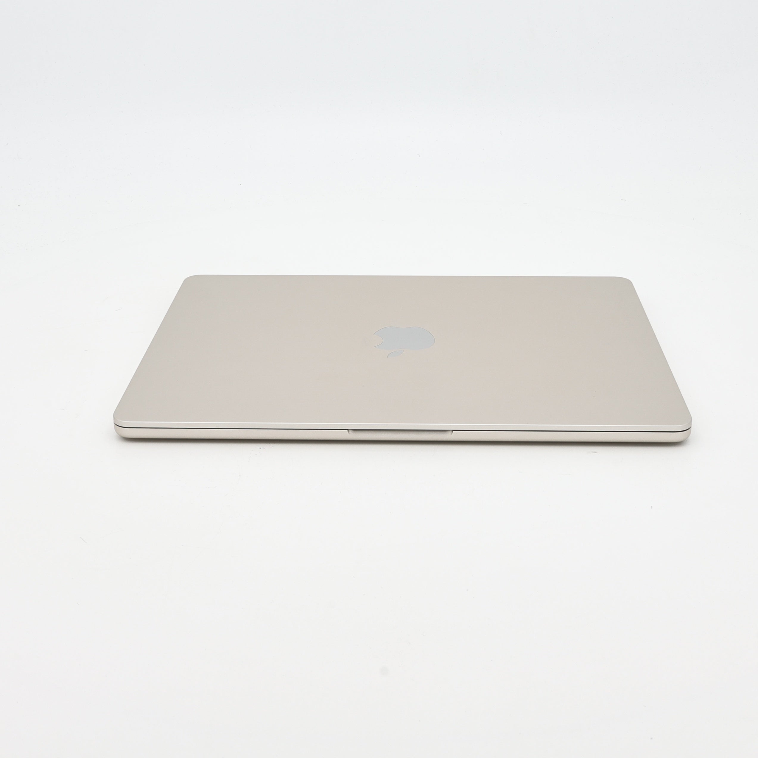 99新 Apple MacBook Air 22年 13寸 M2（8+8核） 16G RAM 256G SSD 星光色
