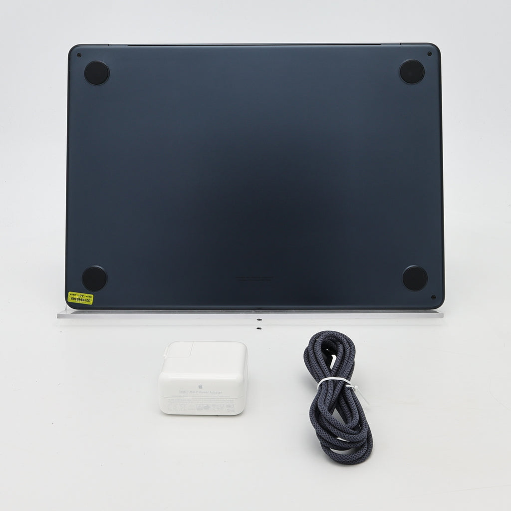 95新 Apple MacBook Air 24年 13寸 M3（8+8核） 8G RAM 256G SSD 午夜色
