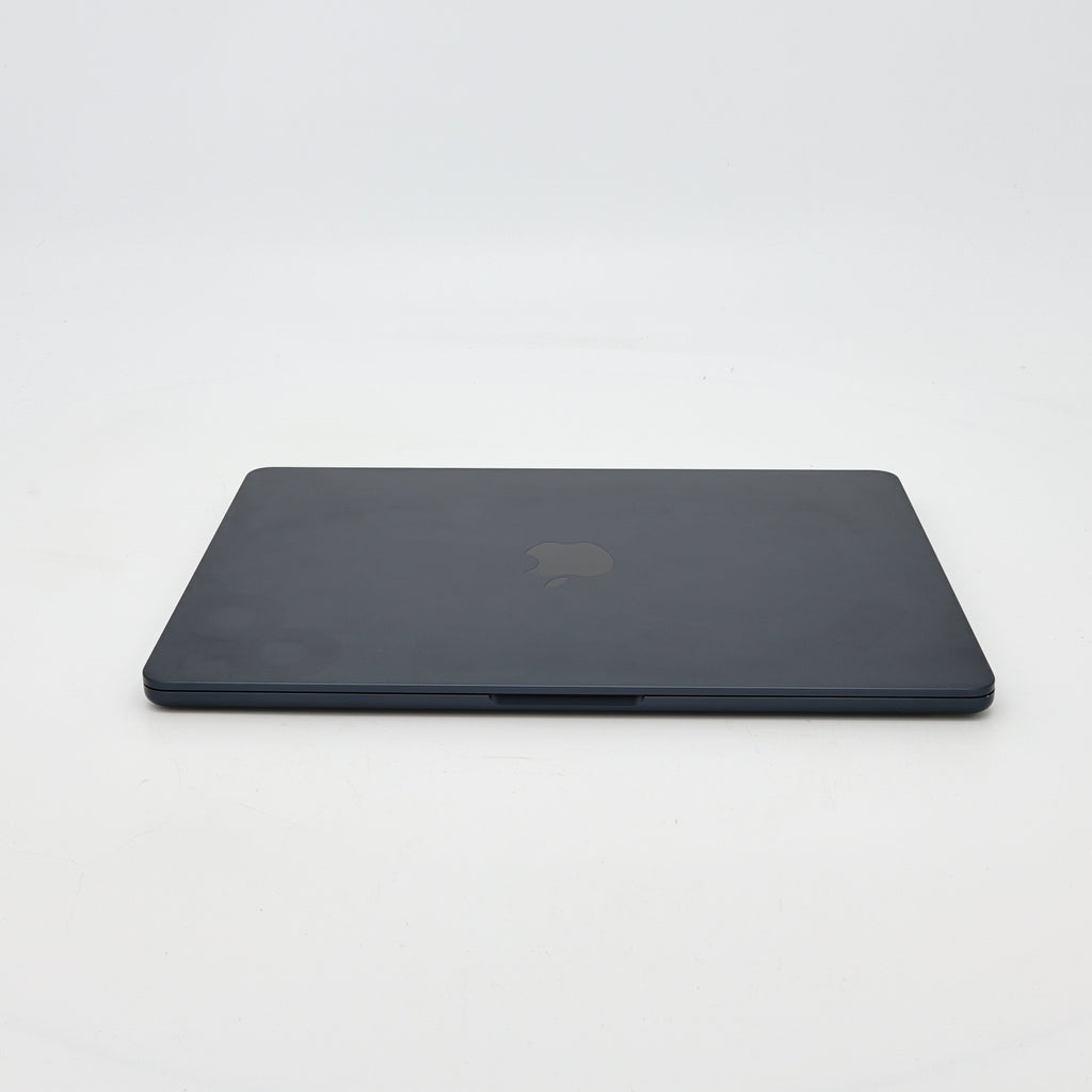 95新 Apple MacBook Air 24年 13寸 M3（8+8核） 8G RAM 256G SSD 午夜色
