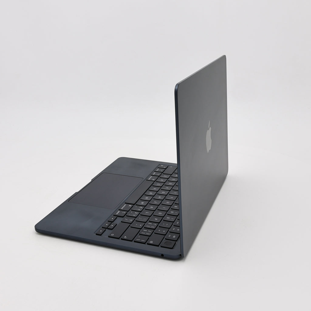 95新 Apple MacBook Air 24年 13寸 M3（8+8核） 8G RAM 256G SSD 午夜色