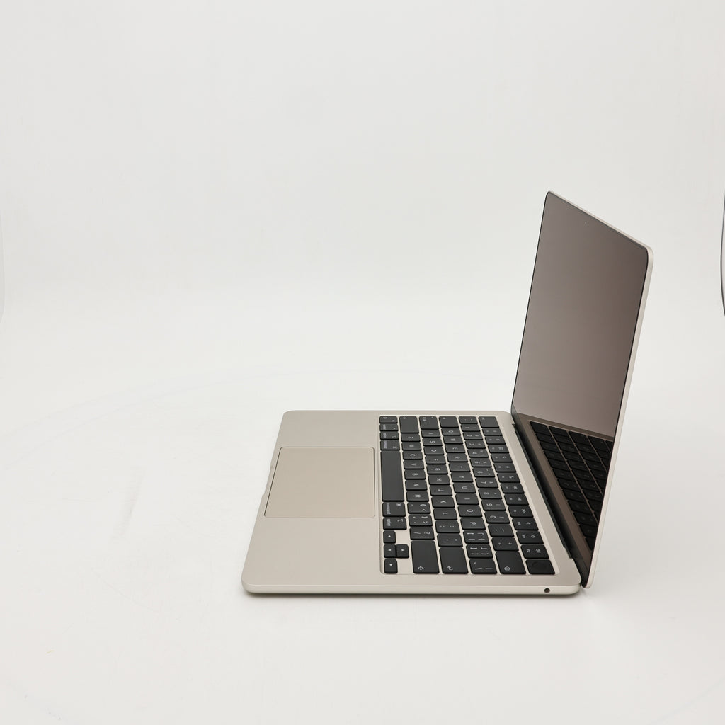 99新 Apple MacBook Air 22年 13寸 M2（8+8核） 16G RAM 256G SSD 星光色