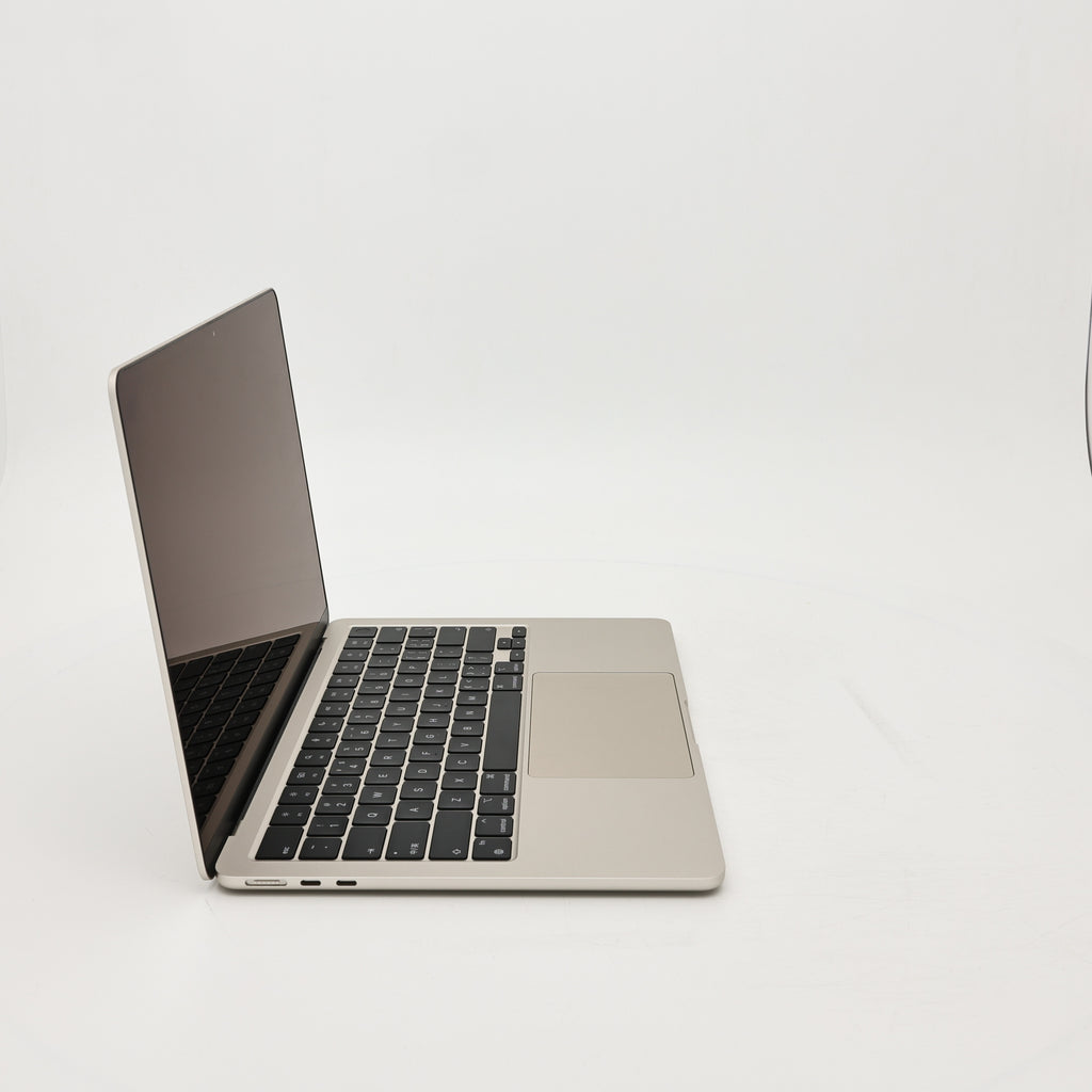 99新 Apple MacBook Air 22年 13寸 M2（8+8核） 16G RAM 256G SSD 星光色