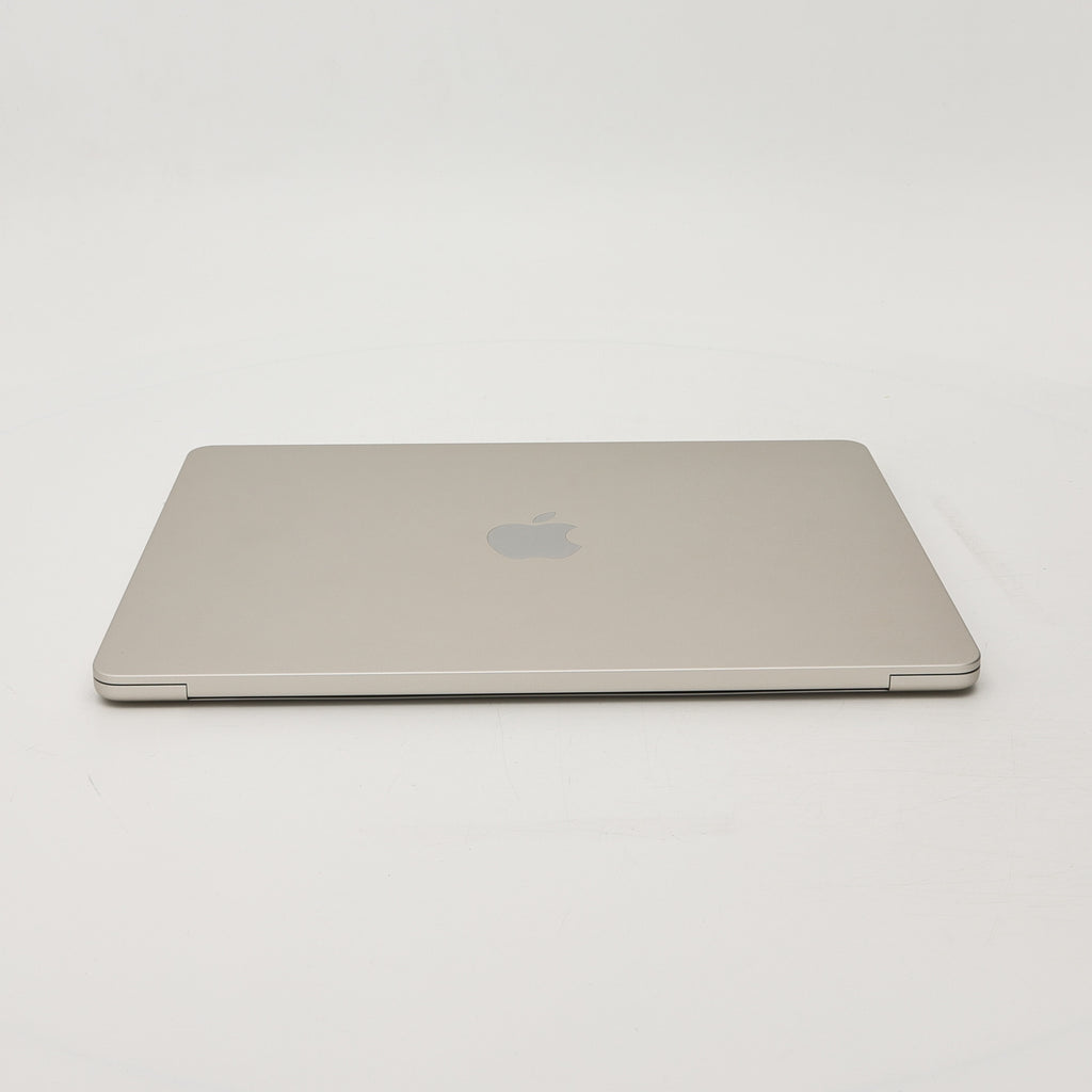 99新 Apple MacBook Air 22年 13寸 M2（8+8核） 16G RAM 256G SSD 星光色