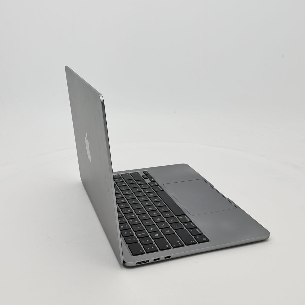 95新 Apple MacBook Air 24年 13寸 M3（8+8核） 8G RAM 256G SSD 深空灰色