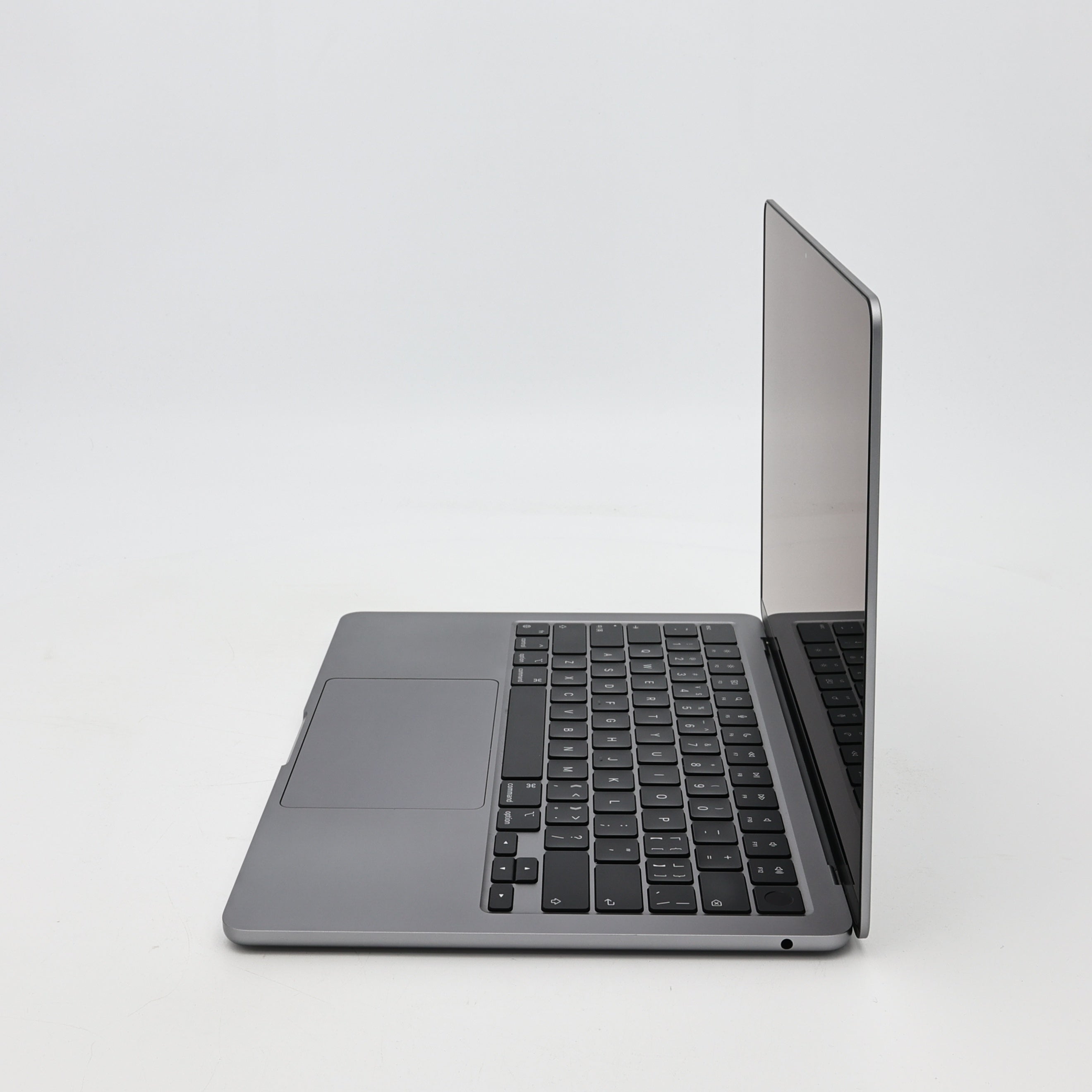 95新 Apple MacBook Air 24年 13寸 M3（8+8核） 8G RAM 256G SSD 深空灰色