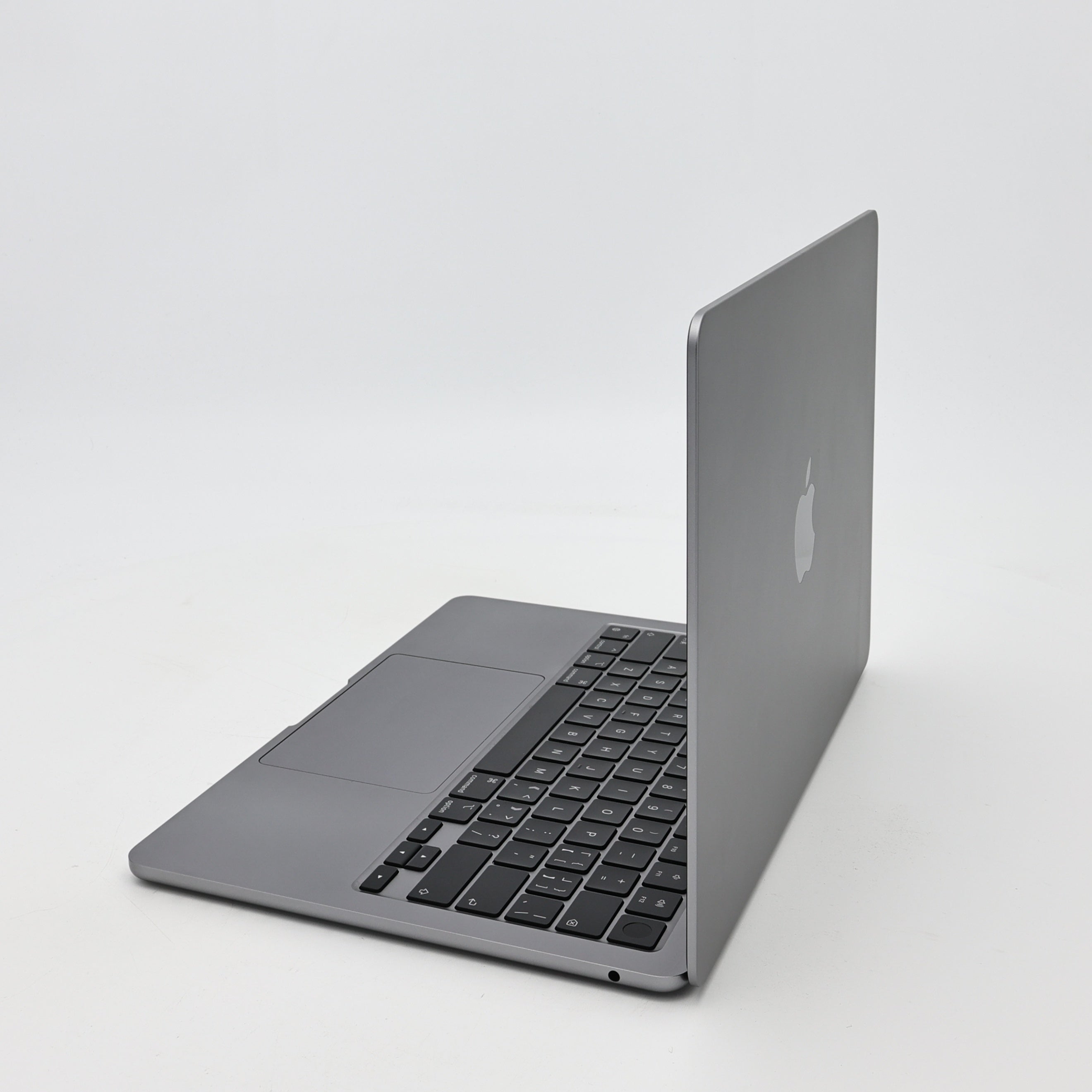 95新 Apple MacBook Air 24年 13寸 M3（8+8核） 8G RAM 256G SSD 深空灰色
