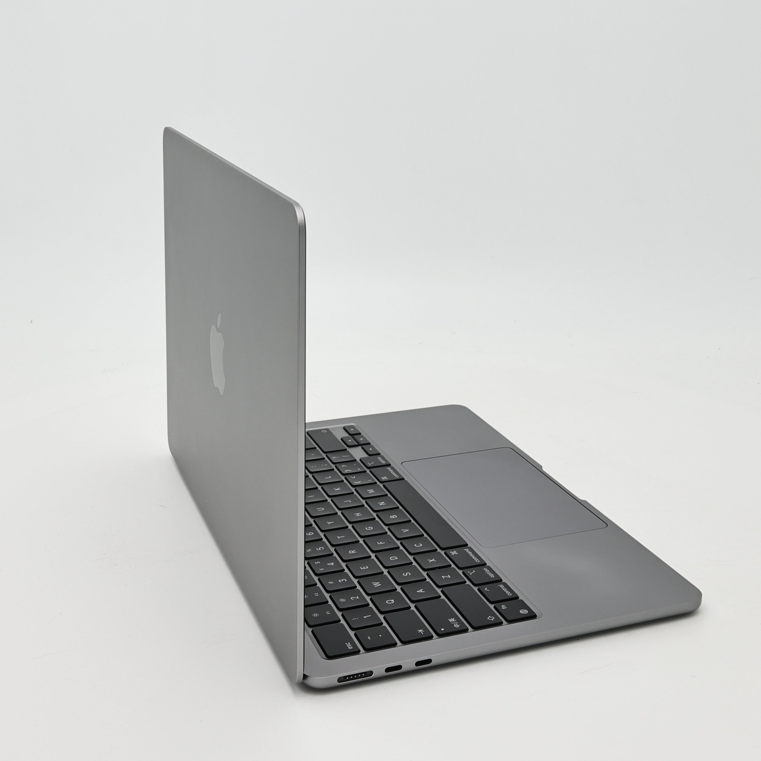 95新 Apple MacBook Air 24年 13寸 M3（8+8核） 8G RAM 256G SSD 深空灰色