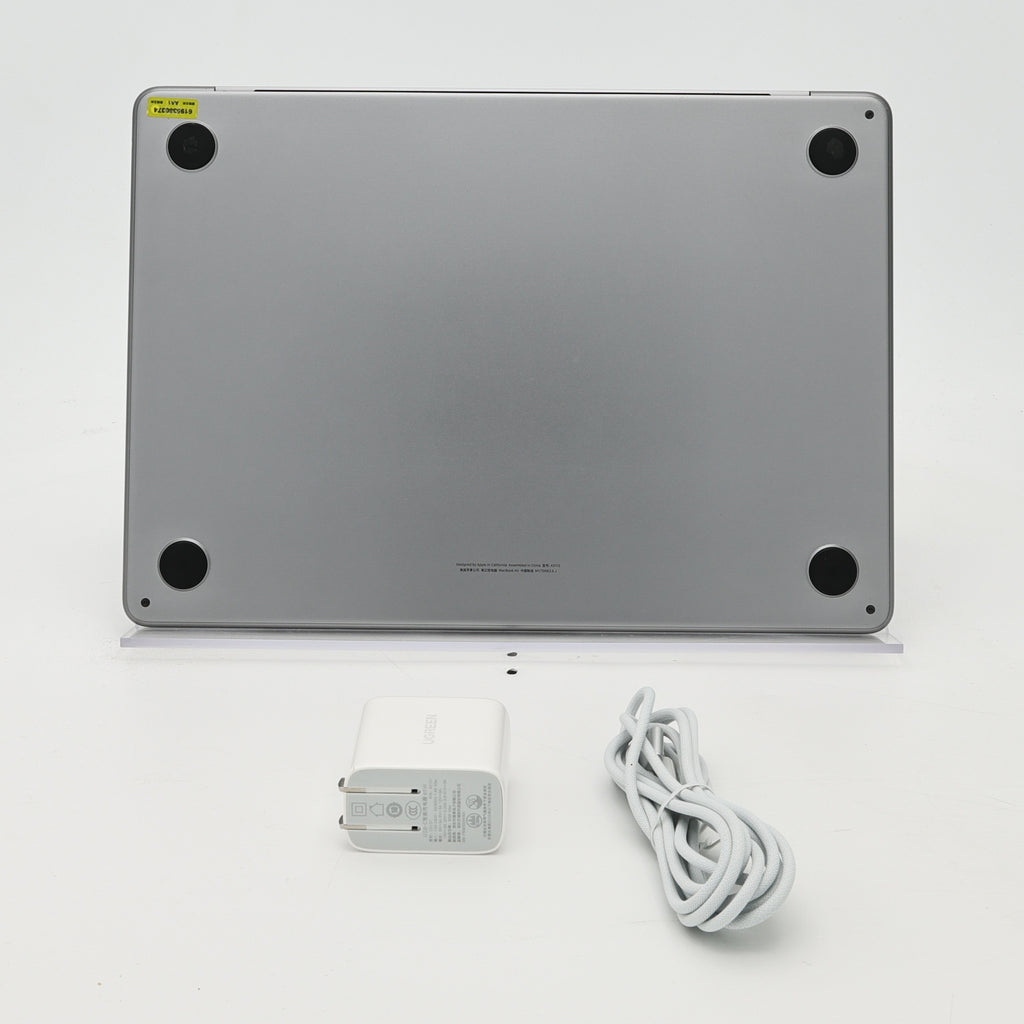 95新 Apple MacBook Air 24年 13寸 M3（8+8核） 8G RAM 256G SSD 深空灰色