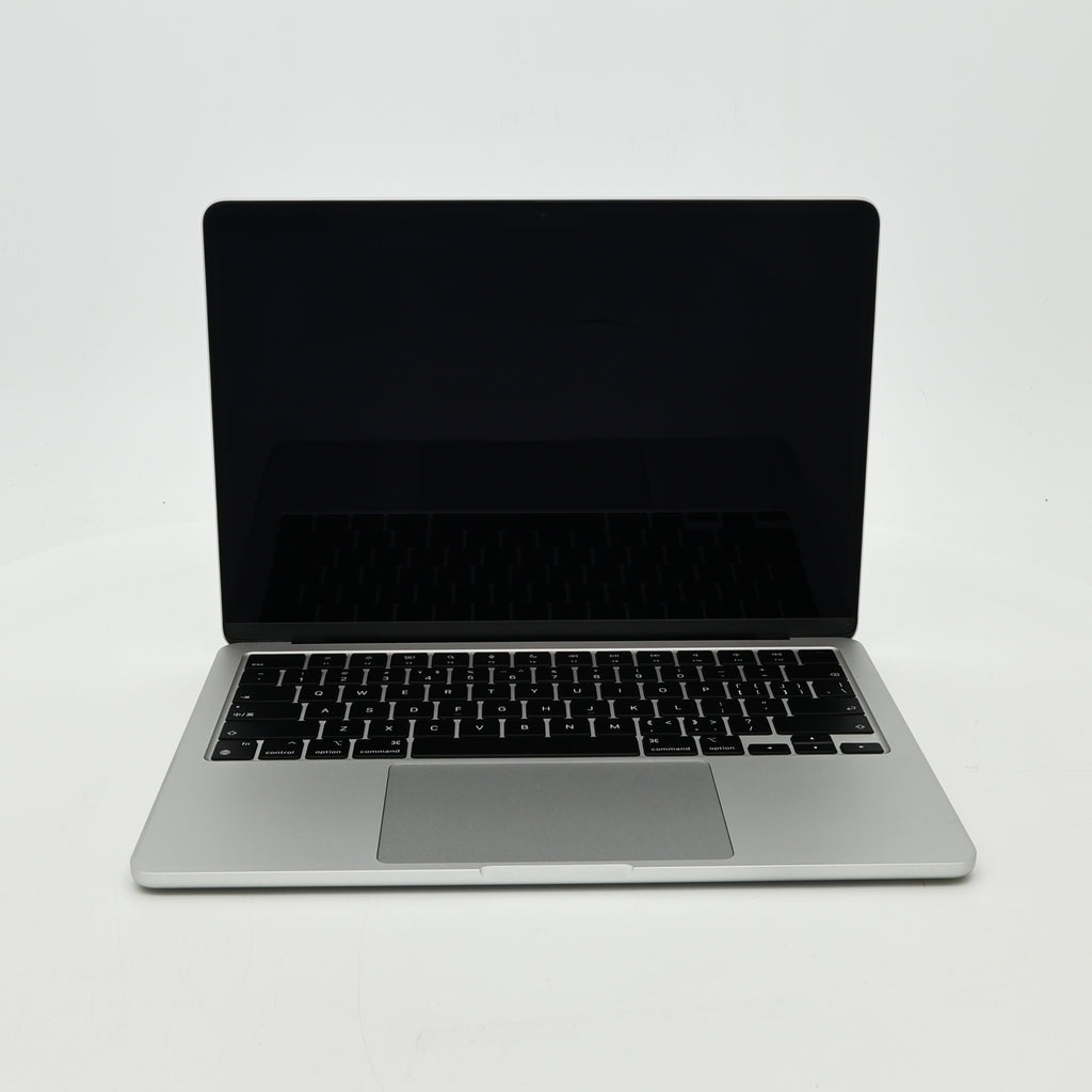 95新 Apple MacBook Air 24年 13寸 M3（8+8核） 8G RAM 256G SSD 銀色