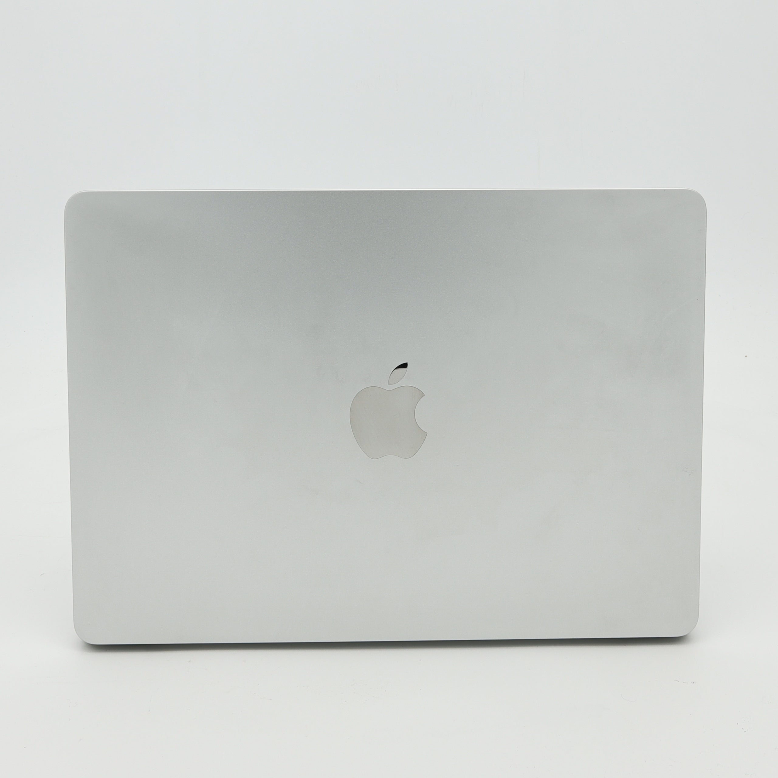 95新 Apple MacBook Air 24年 13寸 M3（8+8核） 8G RAM 256G SSD 銀色