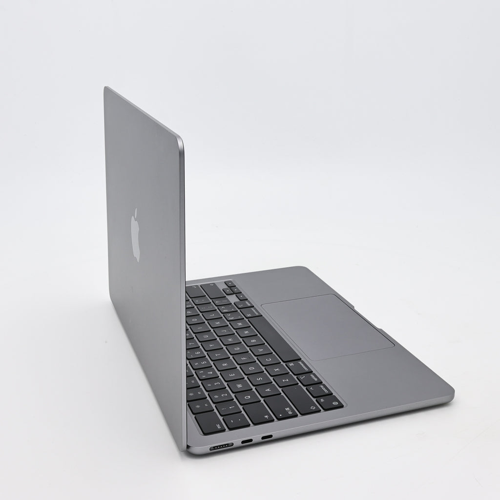 95新 Apple MacBook Air 24年 13寸 M3（8+8核） 8G RAM 256G SSD 深空灰色