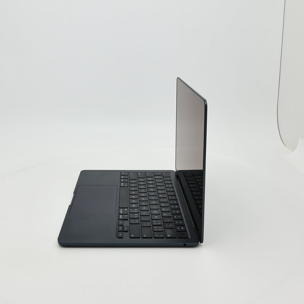 95新 Apple MacBook Air 24年 13寸 M3（8+8核） 8G RAM 256G SSD 午夜色