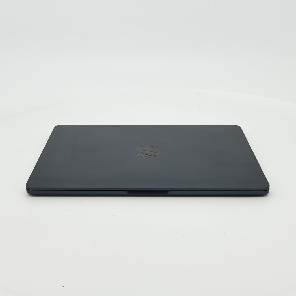 95新 Apple MacBook Air 24年 13寸 M3（8+8核） 8G RAM 256G SSD 午夜色
