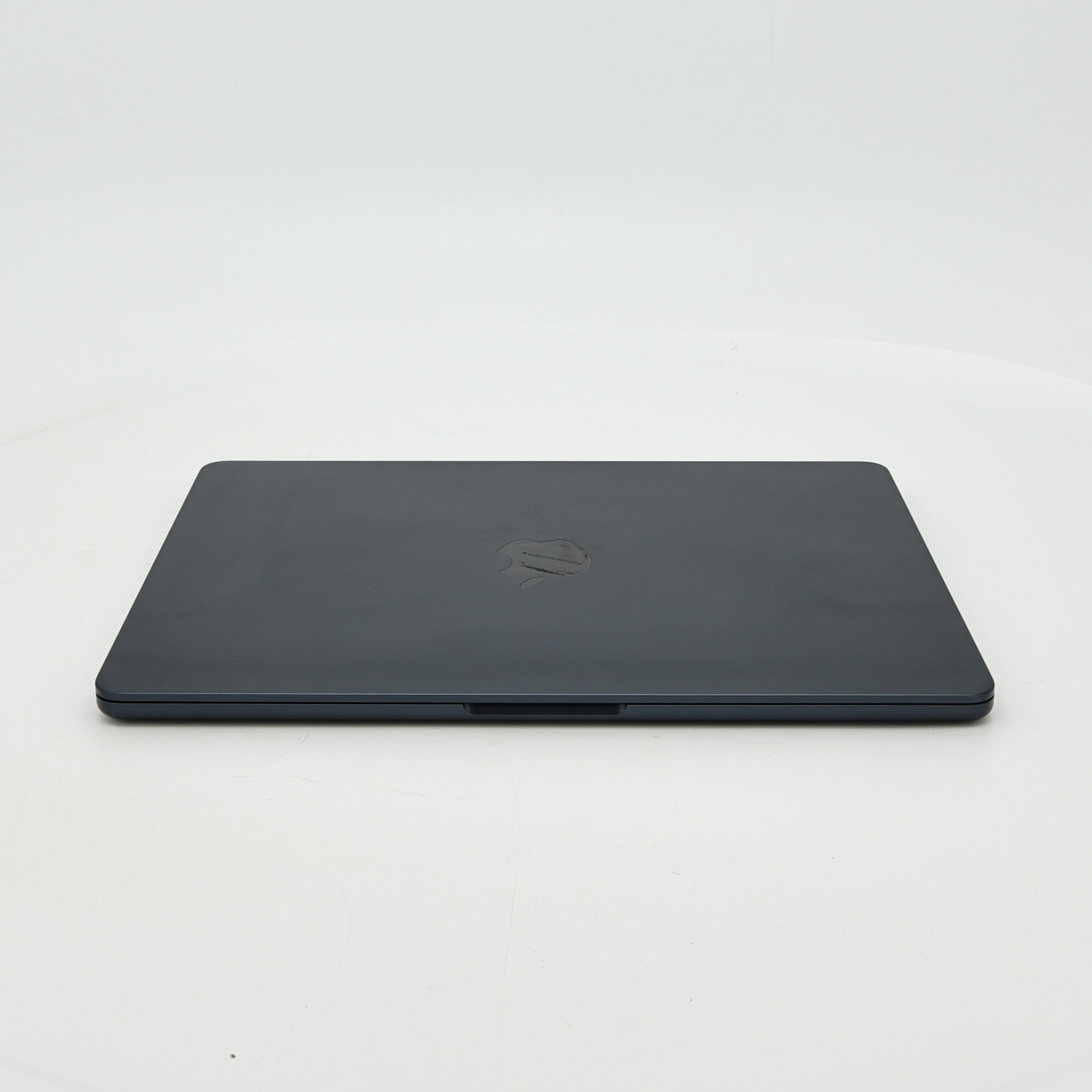 95新 Apple MacBook Air 24年 13寸 M3（8+8核） 8G RAM 256G SSD 午夜色