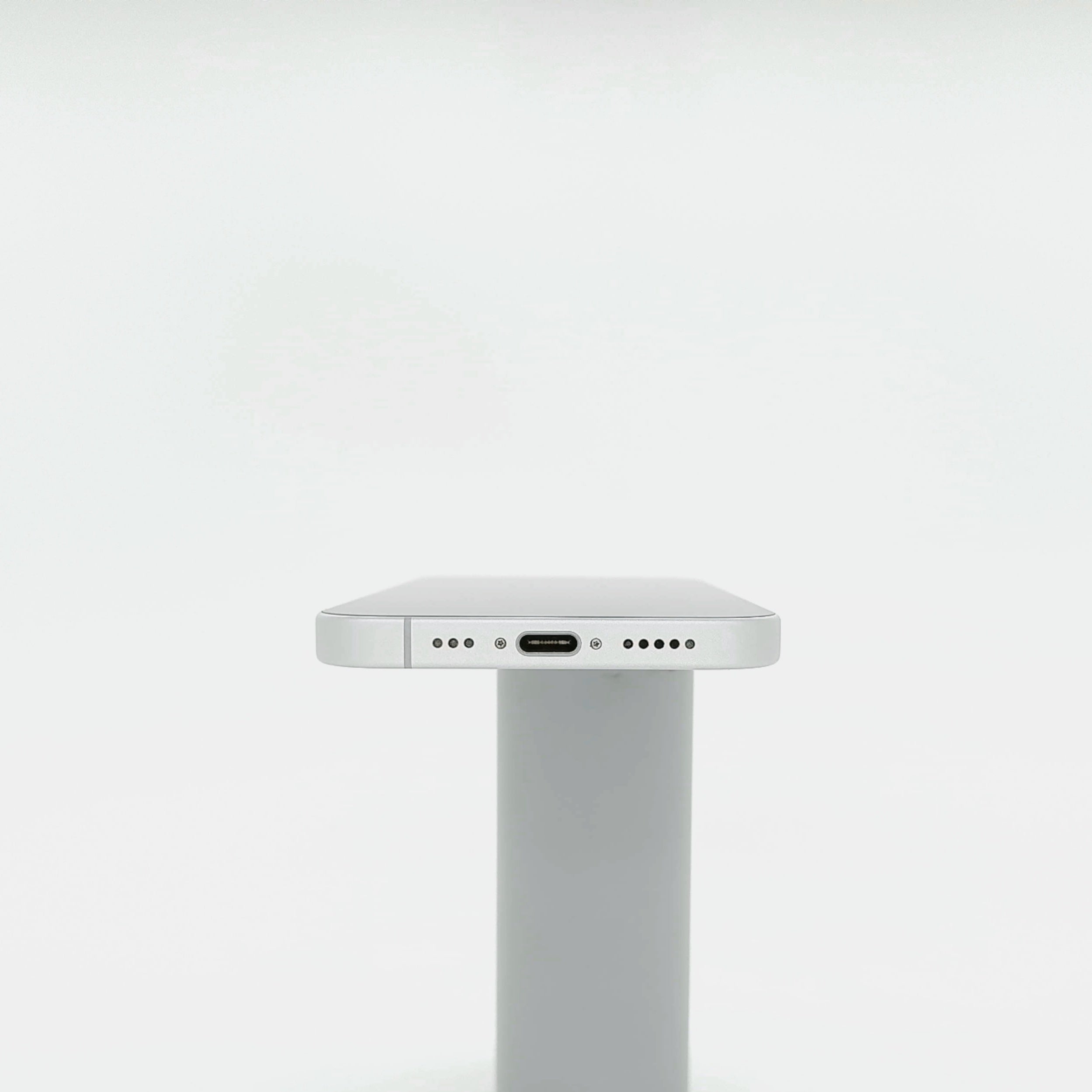 95新 Apple iPhone 16 128G 白色 中國大陸版