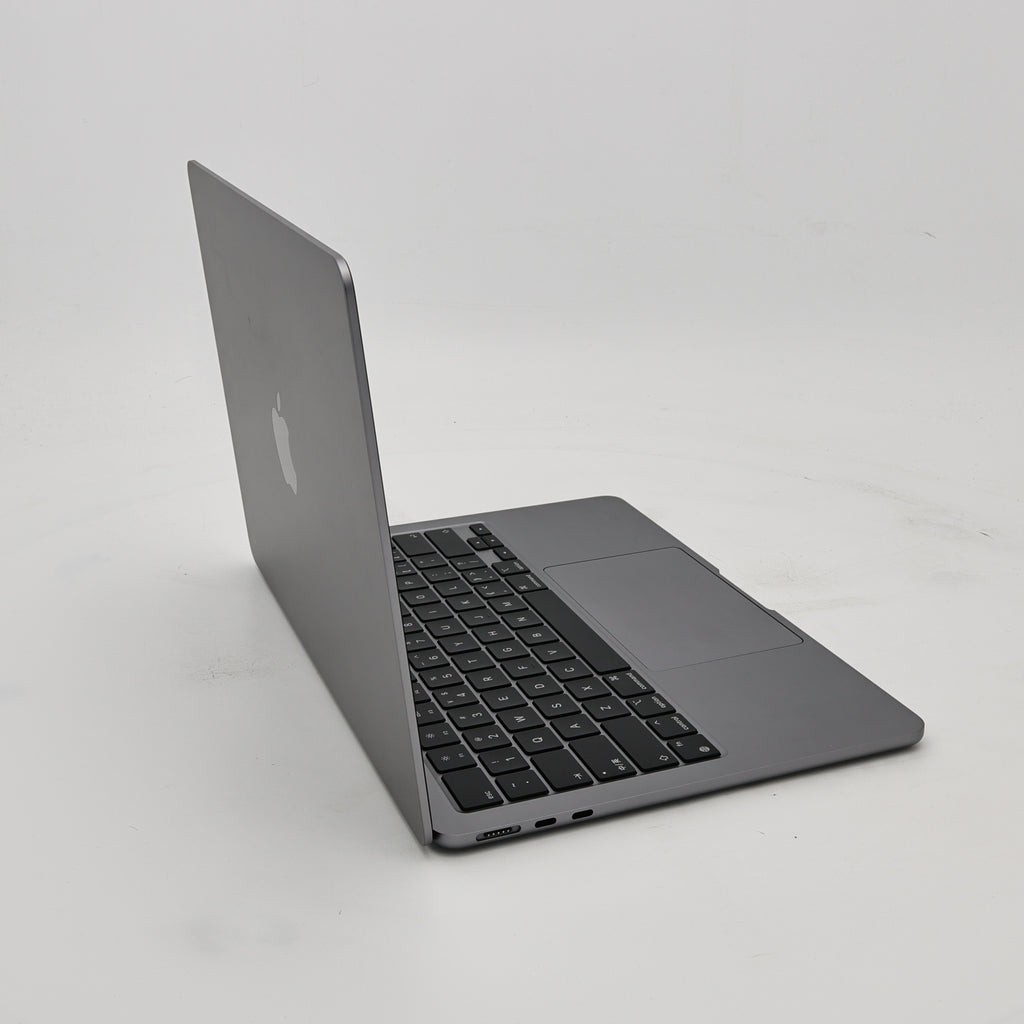 99新 Apple MacBook Air 24年 13寸 M3（8+8核） 8G RAM 256G SSD 深空灰色
