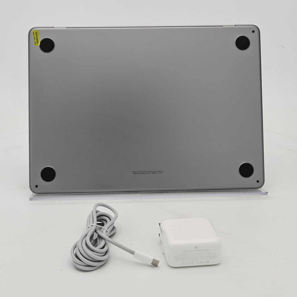 99新 Apple MacBook Air 24年 13寸 M3（8+8核） 8G RAM 256G SSD 深空灰色