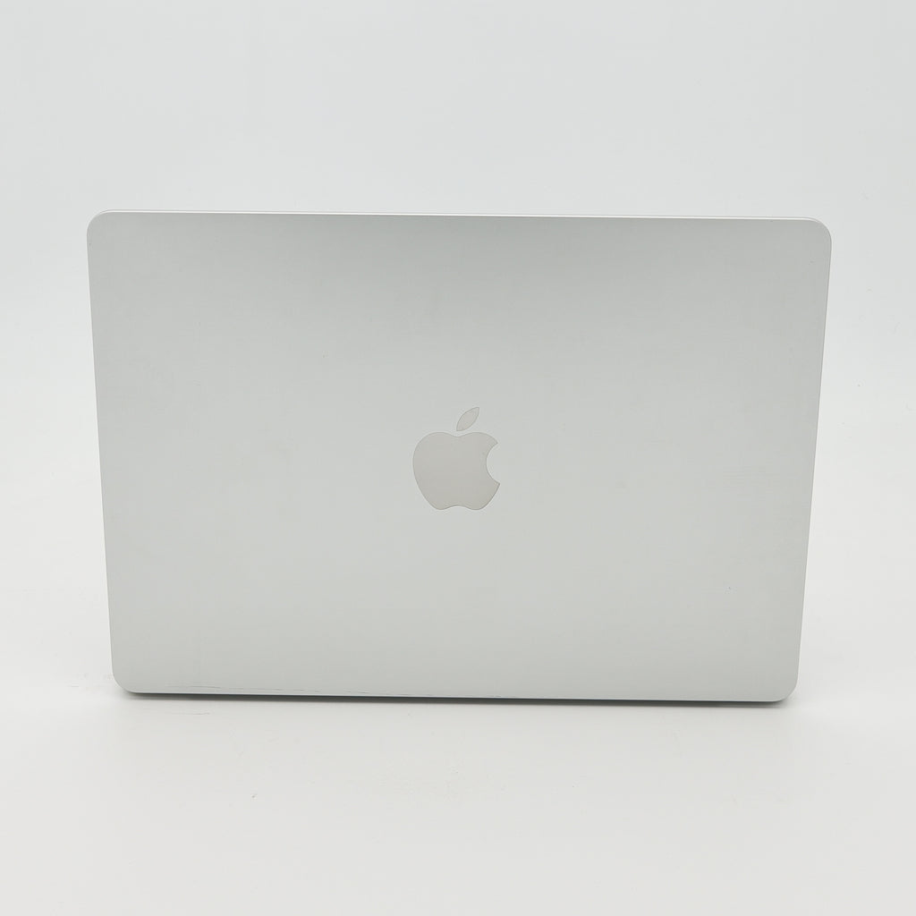 95新 Apple MacBook Air 22年 13寸 M2（8+8核） 8G RAM 256G SSD 銀色
