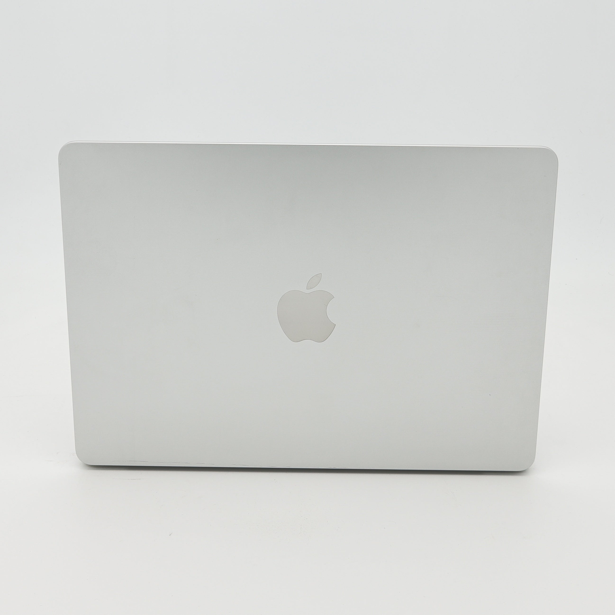95新 Apple MacBook Air 22年 13寸 M2（8+8核） 8G RAM 256G SSD 銀色