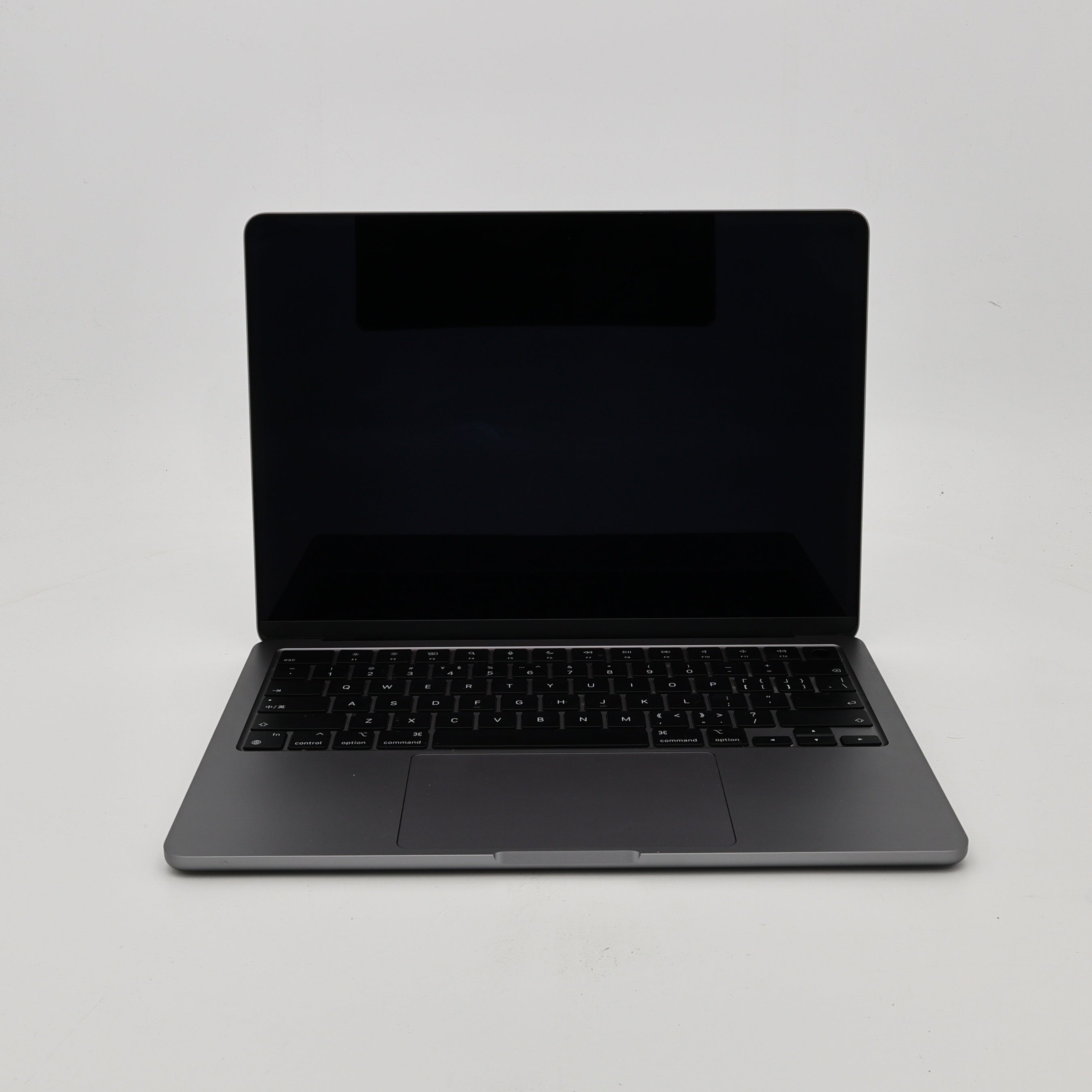 95新 Apple MacBook Air 22年 13寸 M2（8+8核） 16G RAM 256G SSD 深空灰色