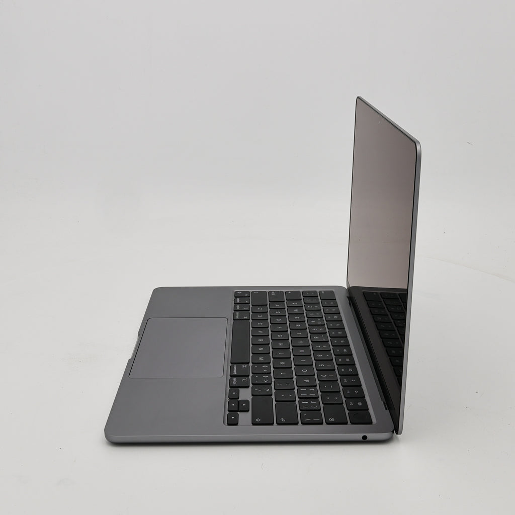 95新 Apple MacBook Air 22年 13寸 M2（8+8核） 16G RAM 256G SSD 深空灰色
