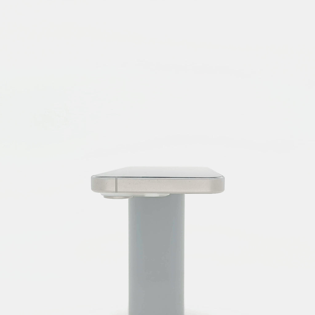 95新 Apple iPhone 15 Pro 256G 白色鈦金屬 中國大陸版