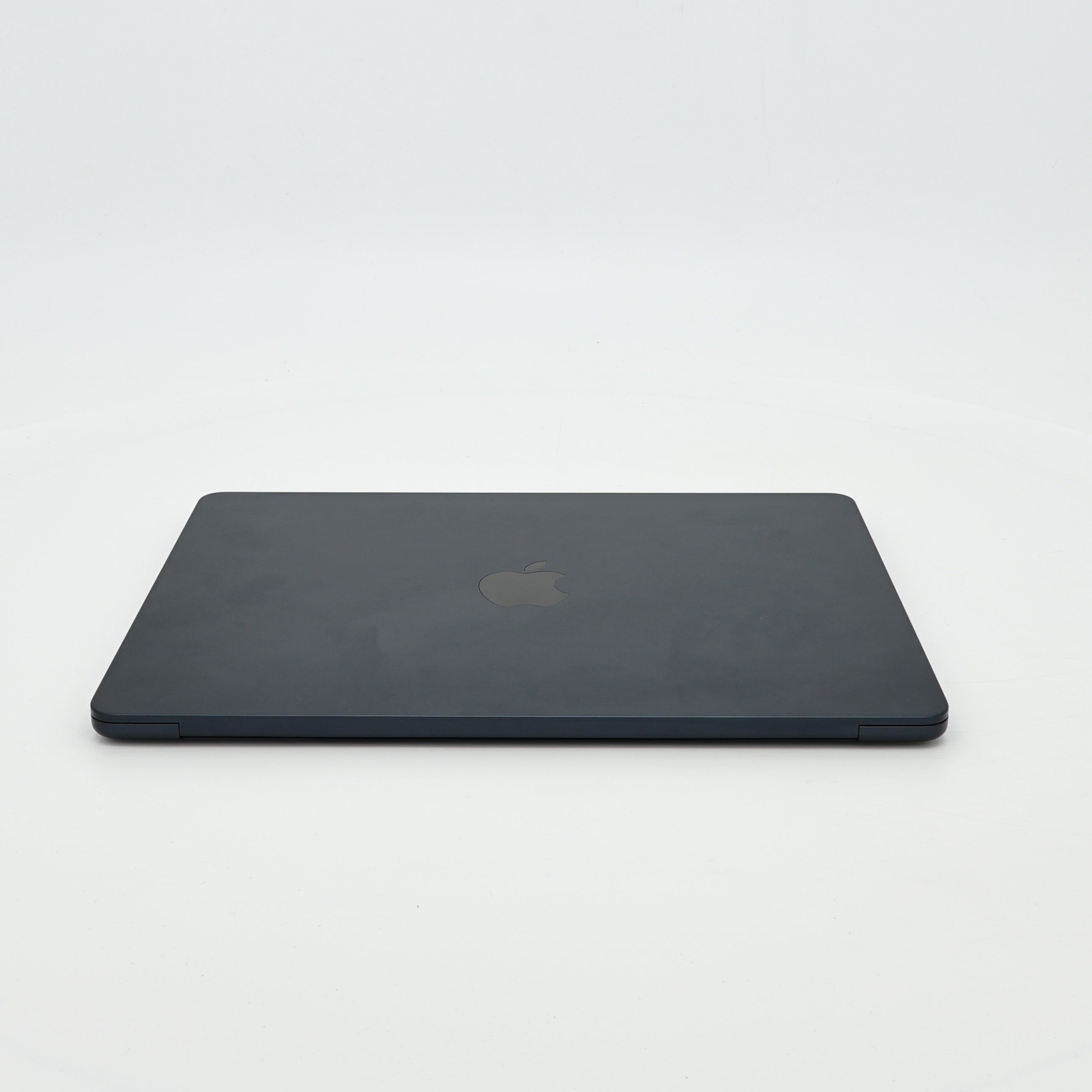 99新 Apple MacBook Air 22年 13寸 M2（8+8核） 16G RAM 256G SSD 午夜色