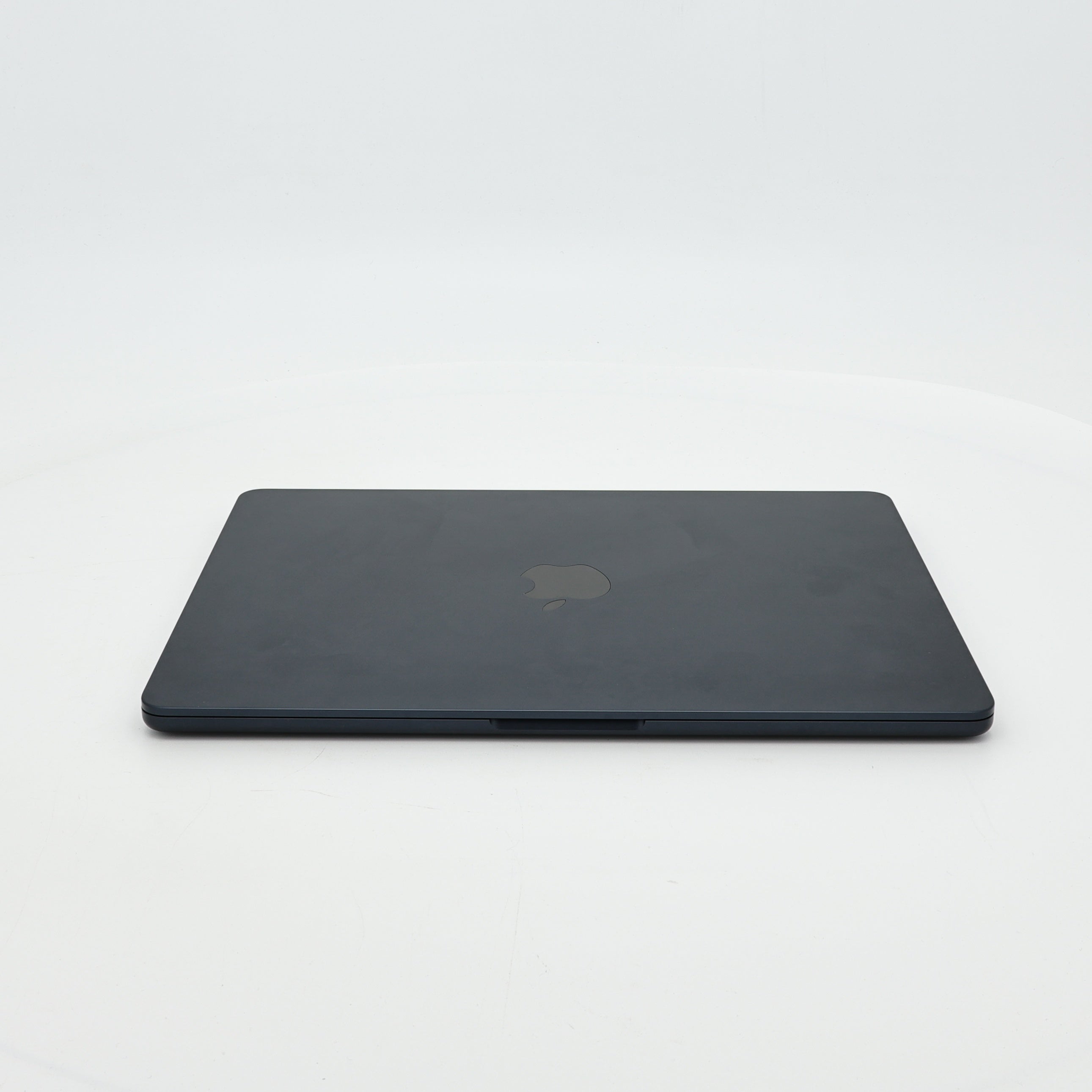 99新 Apple MacBook Air 22年 13寸 M2（8+8核） 16G RAM 256G SSD 午夜色