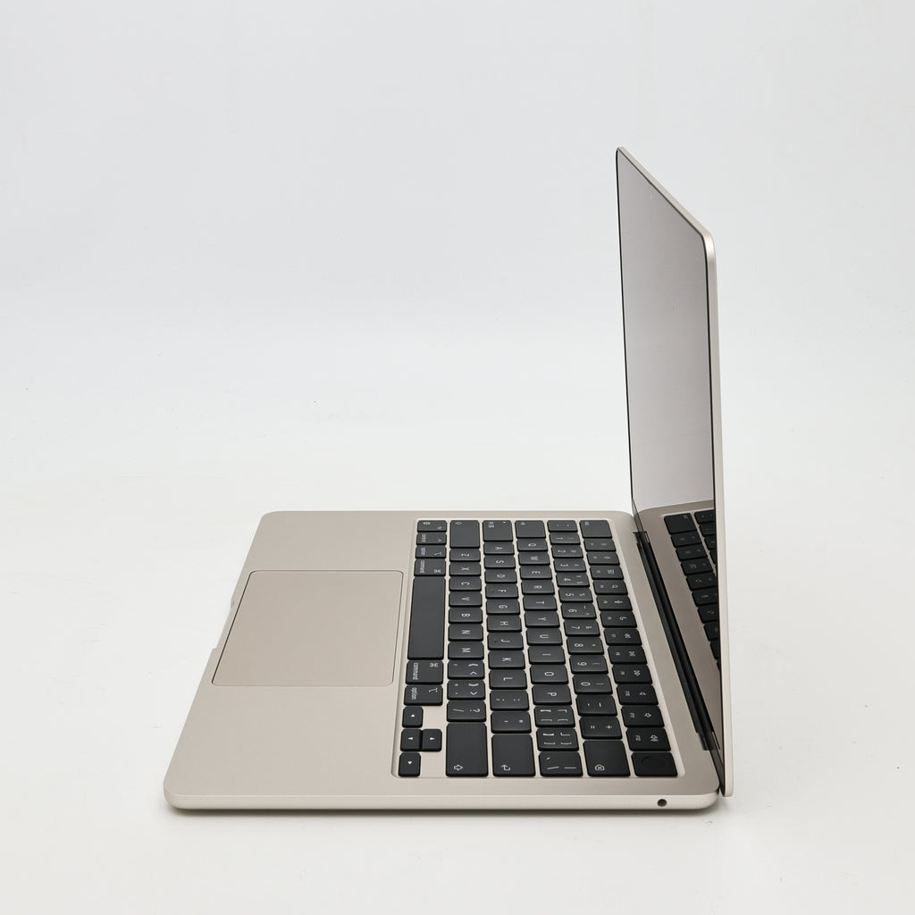 95新 Apple MacBook Air 22年 13寸 M2（8+8核） 16G RAM 256G SSD 星光色
