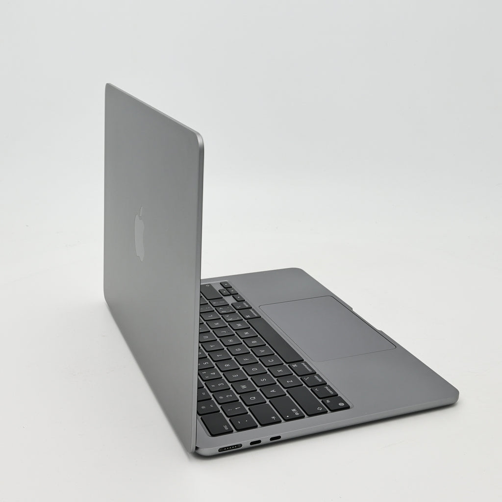 95新 Apple MacBook Air 24年 13寸 M3（8+8核） 8G RAM 256G SSD 深空灰色