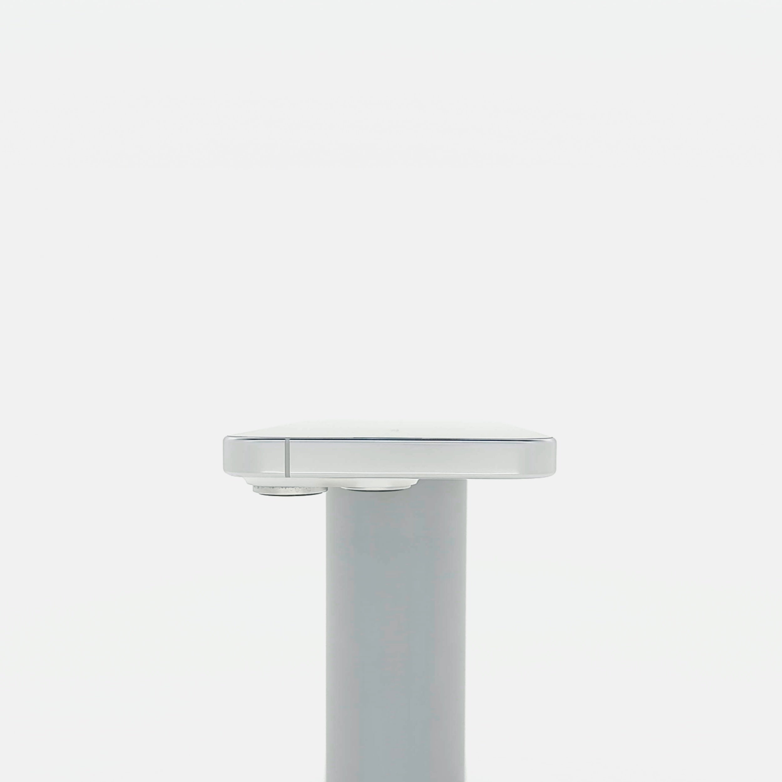 95新 Apple iPhone 16 Pro 128G 白色鈦金屬 中國大陸版