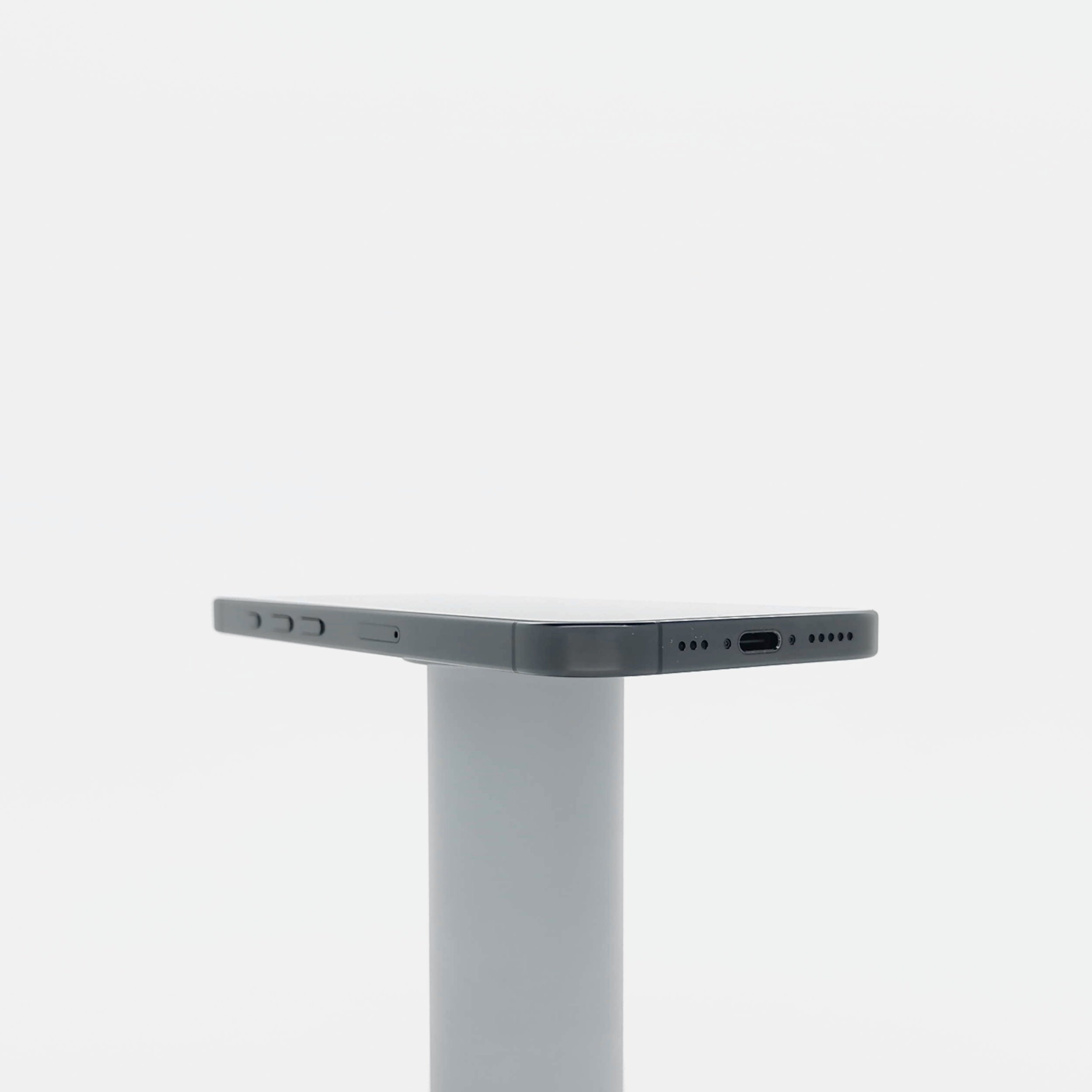 95新 Apple iPhone 16 Pro 128G 黑色鈦金屬 中國大陸版