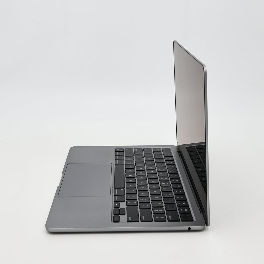 95新 Apple MacBook Air 24年 13寸 M3（8+8核） 8G RAM 256G SSD 深空灰色