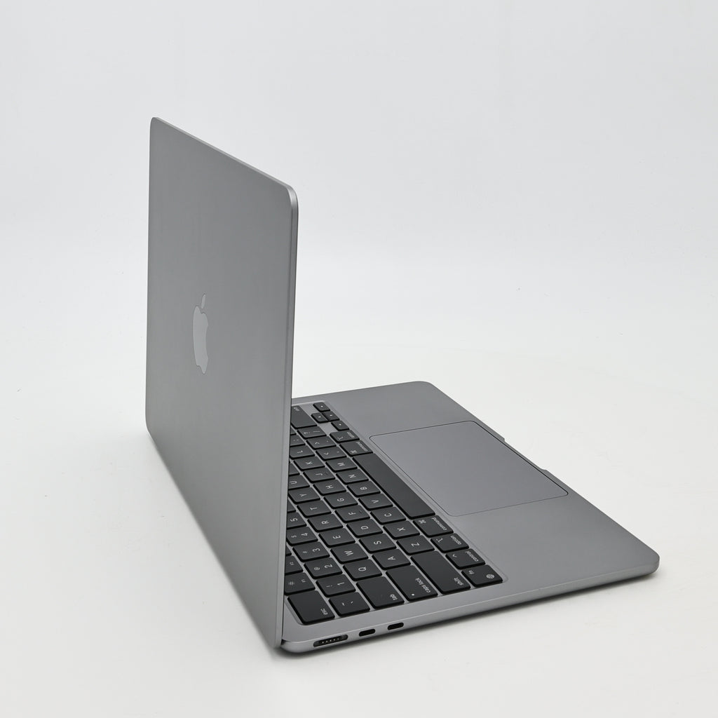 95新 Apple MacBook Air 24年 13寸 M3（8+8核） 8G RAM 256G SSD 深空灰色