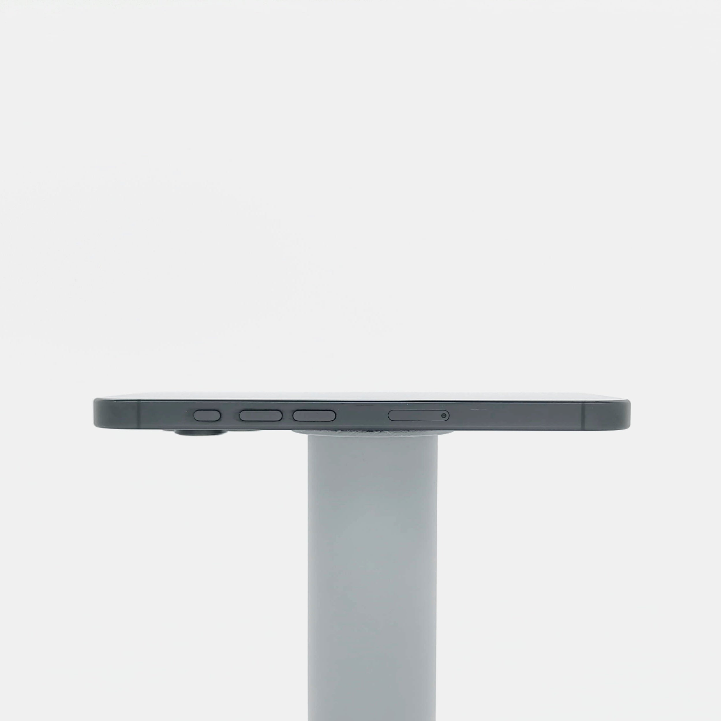 95新 Apple iPhone 16 Pro 128G 黑色鈦金屬 中國大陸版