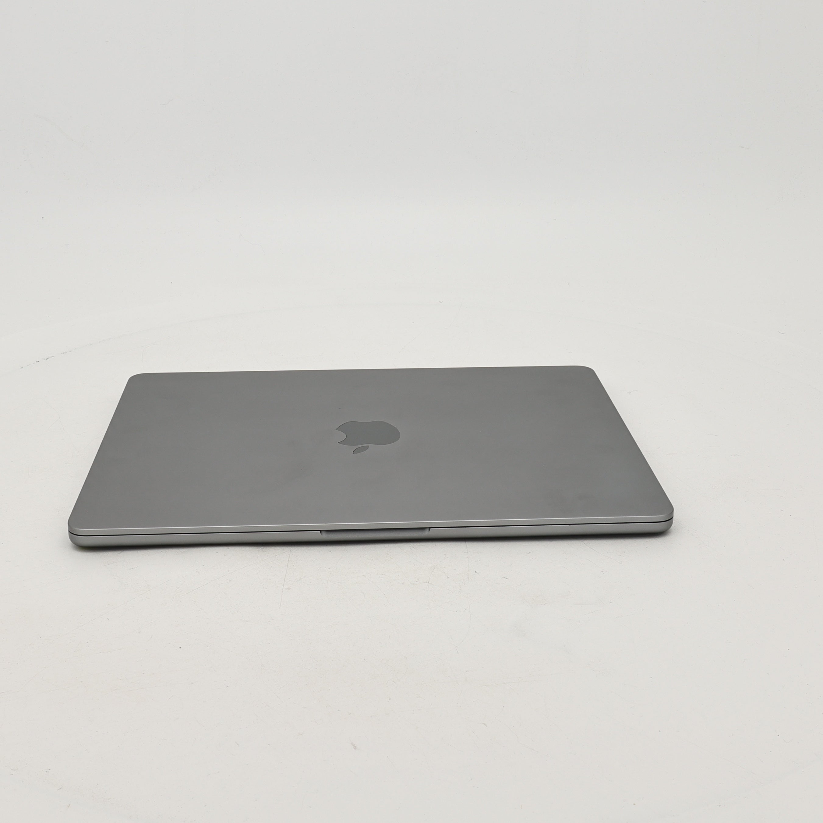 95新 Apple MacBook Air 24年 13寸 M3（8+8核） 8G RAM 256G SSD 深空灰色